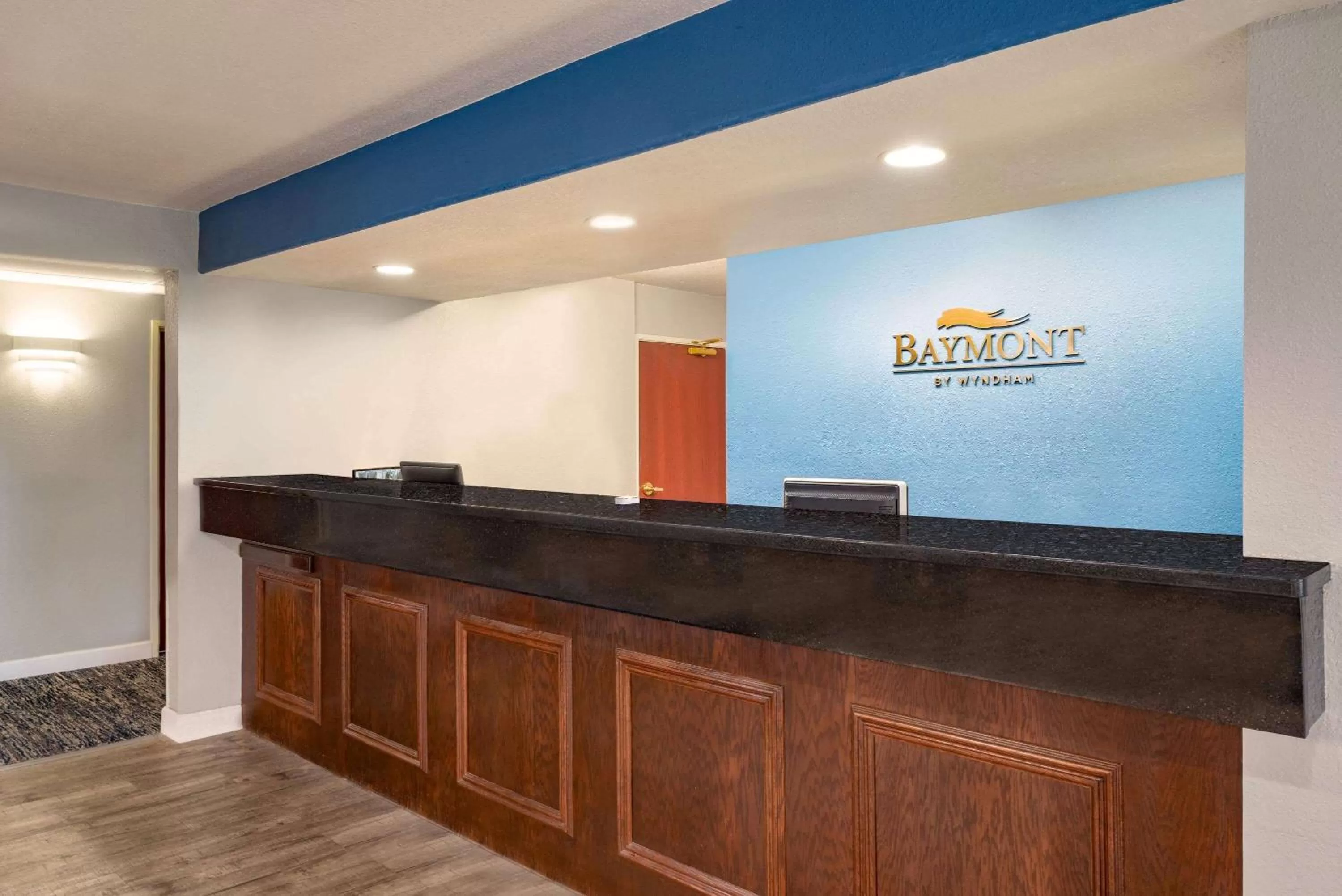 Lobby or reception in Baymont by Wyndham Swanton