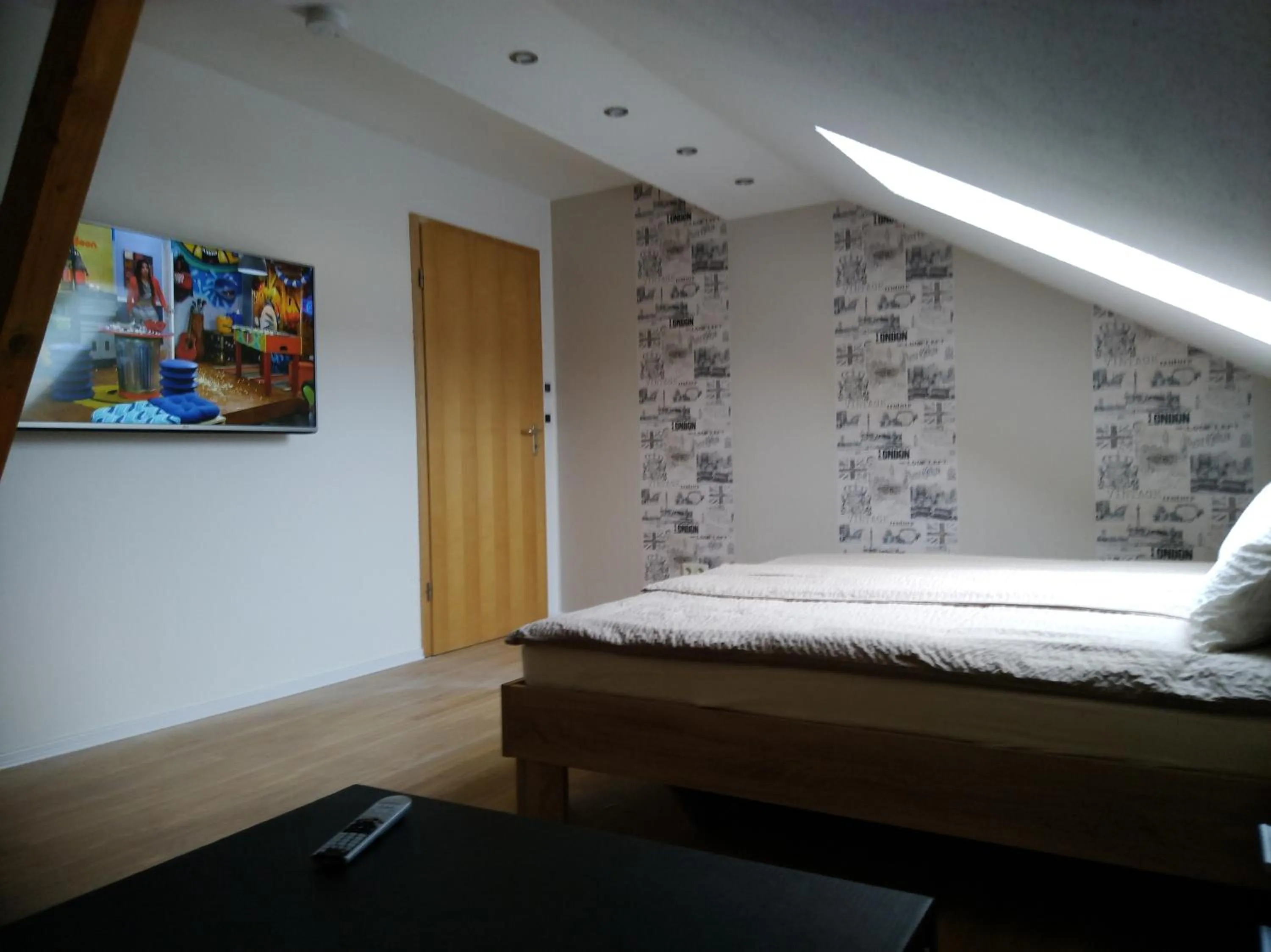 Bed in Apartmenthaus Wertheim
