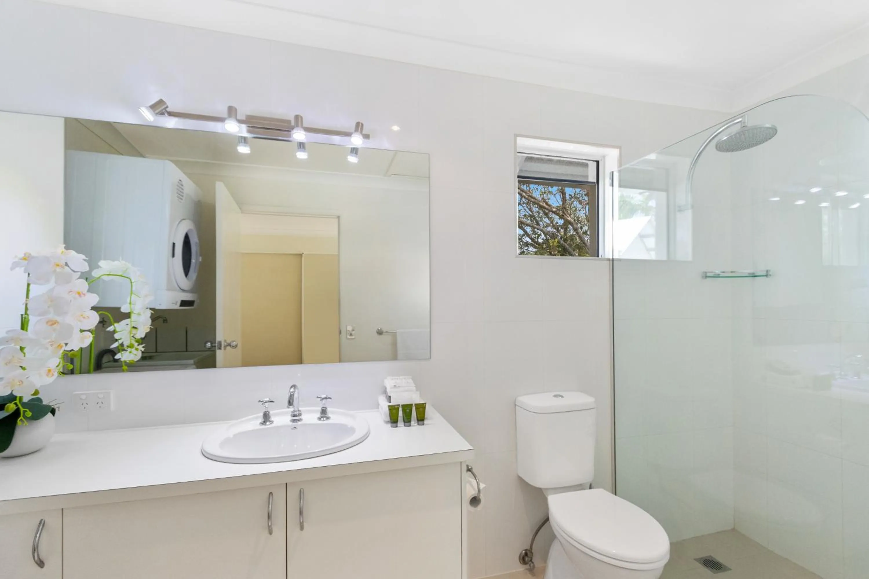 Noosa Entrance Waterfront Resort