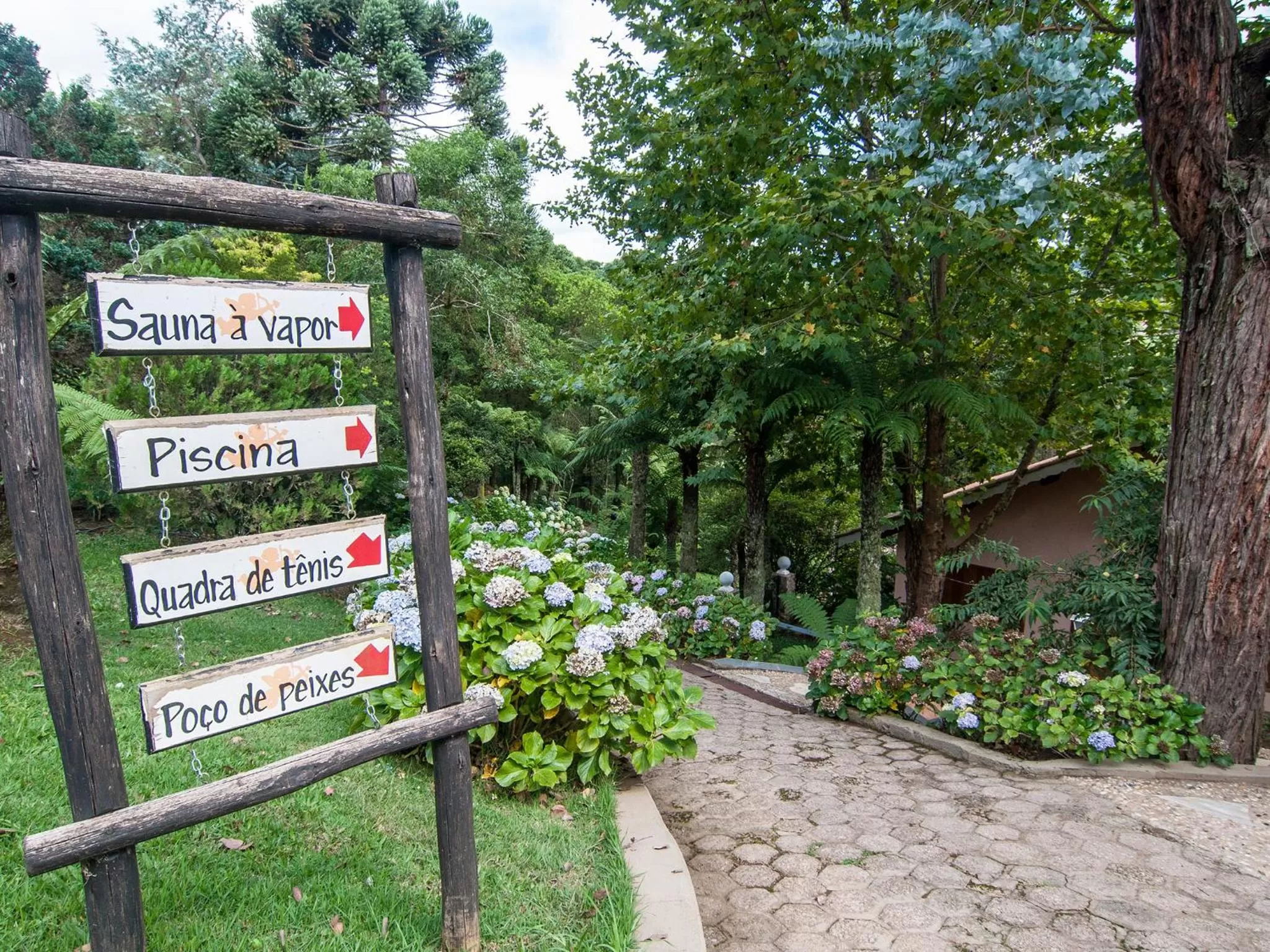 Garden in Pousada Ricanto Amore Mio