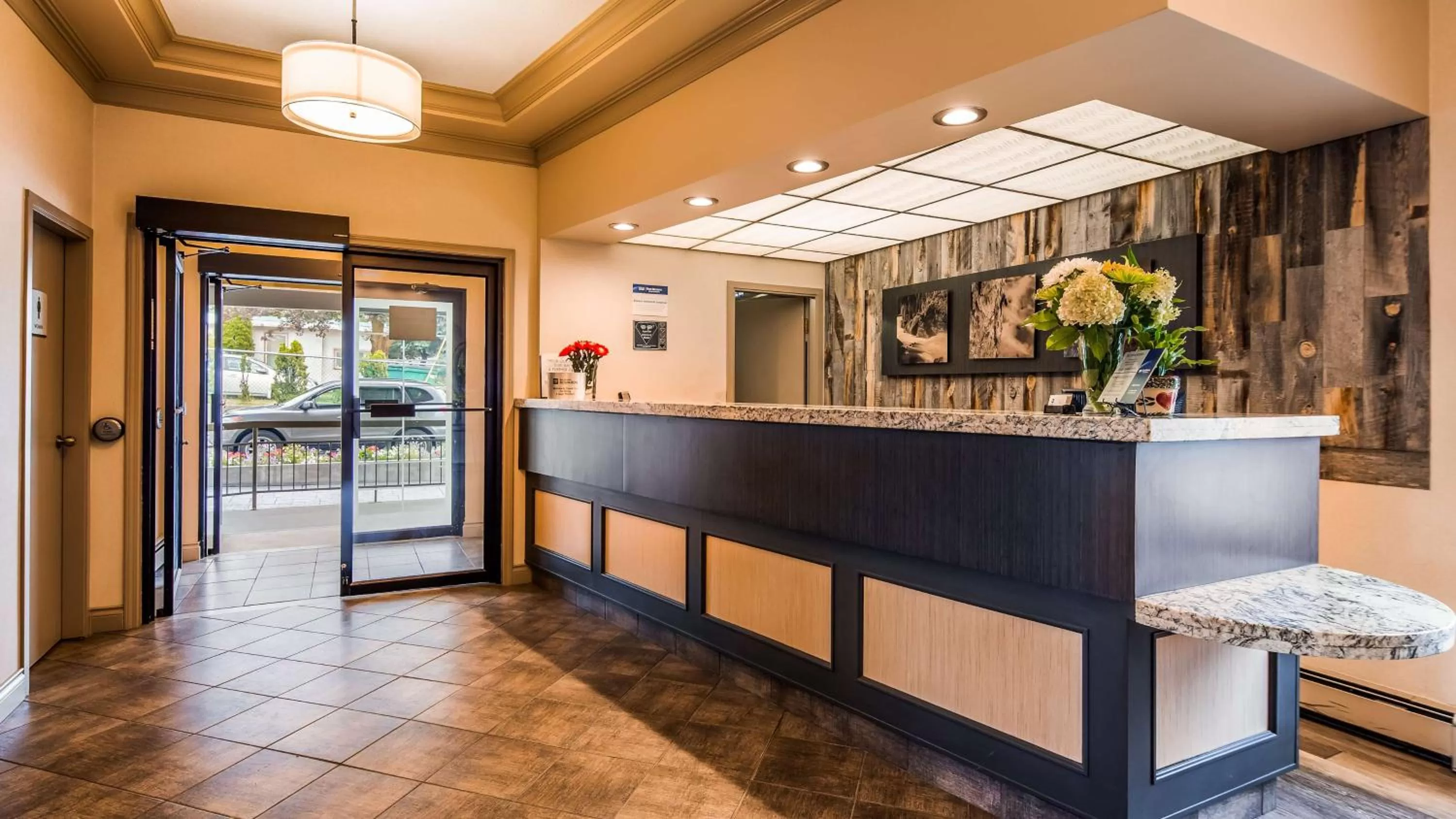 Lobby or reception in Tower Inn & Suites