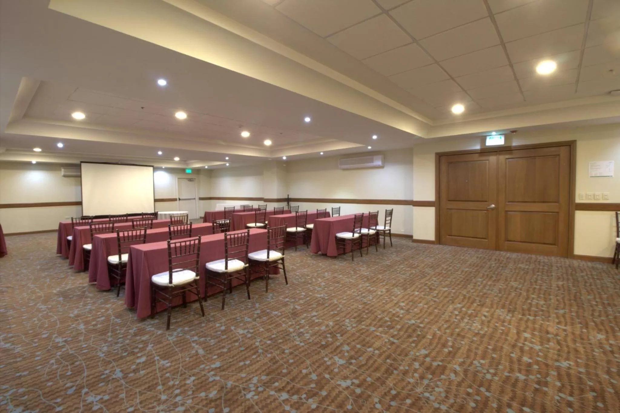 Meeting/conference room in Holiday Inn Monterrey Valle by IHG