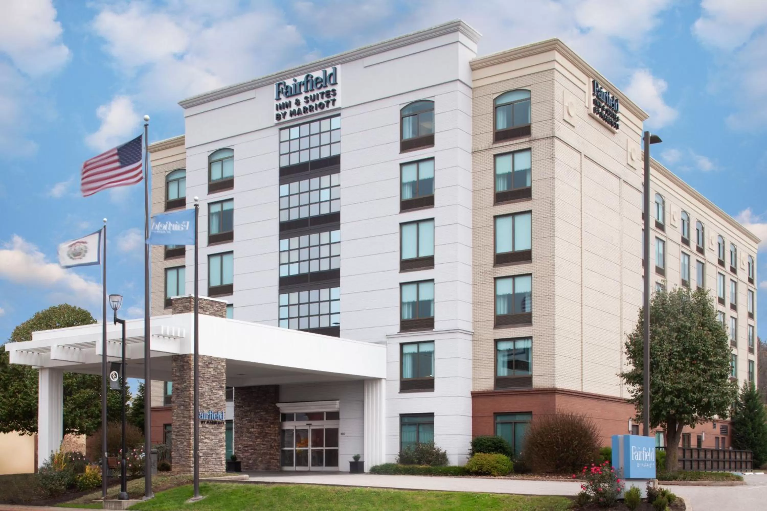 Property building in Fairfield Inn & Suites by Marriott Charleston