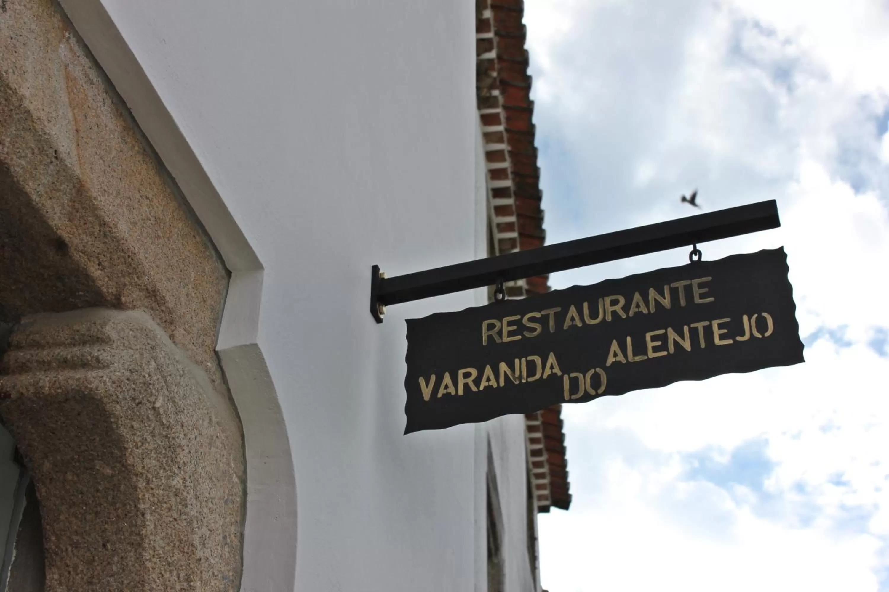 Restaurant/places to eat in Dom Dinis Marvão