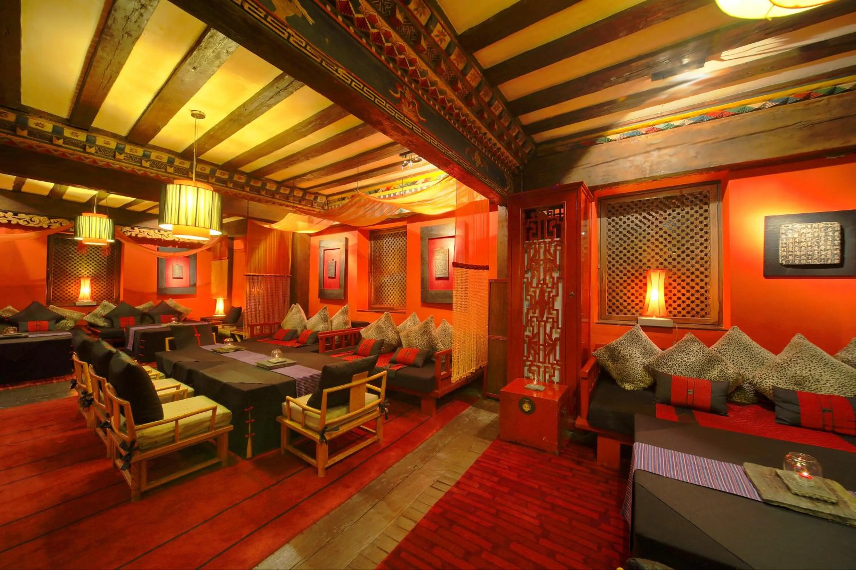 Communal lounge/ TV room in Banyan Tree Ringha