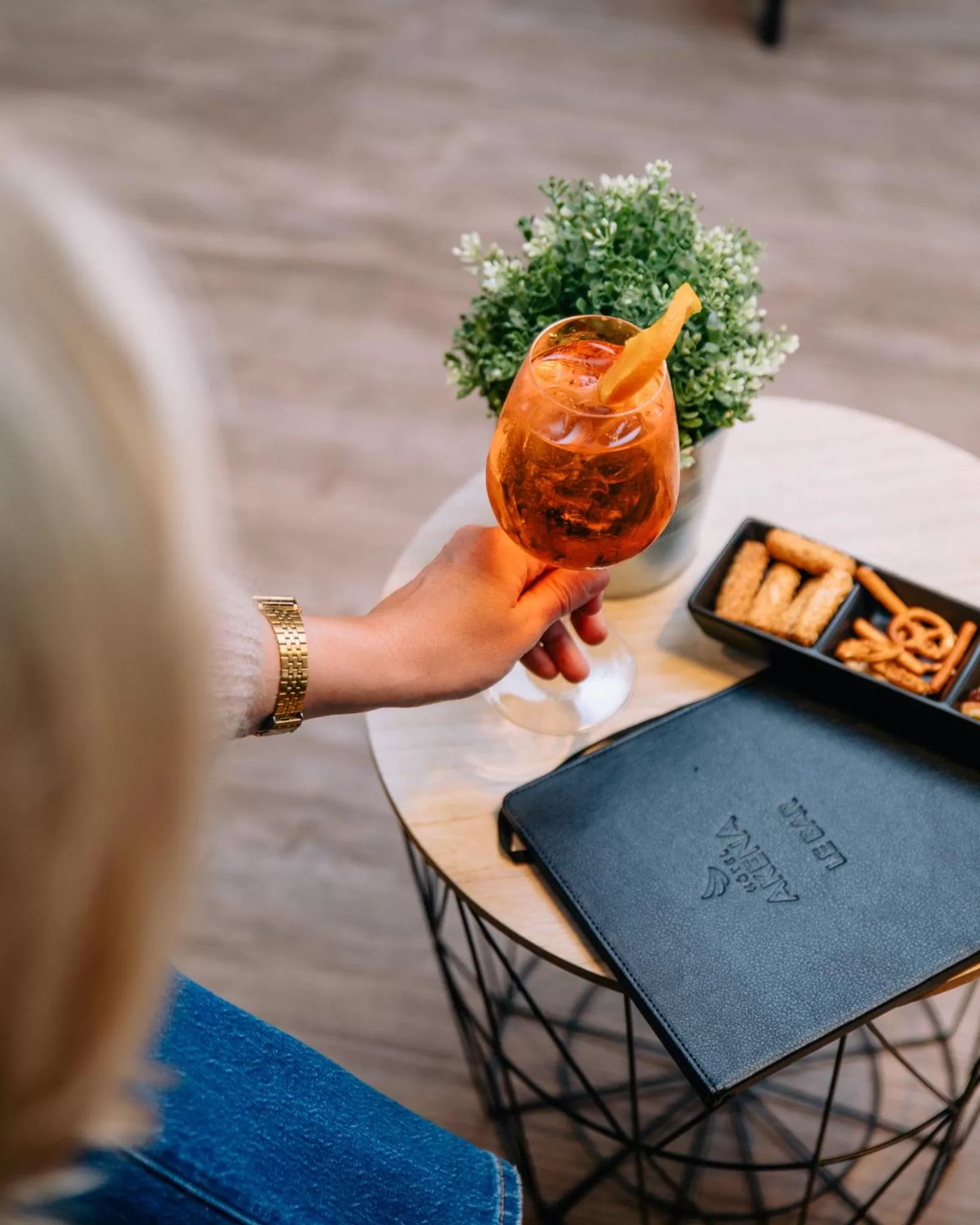 Food and drinks in Hôtel Akena Reims Bezannes