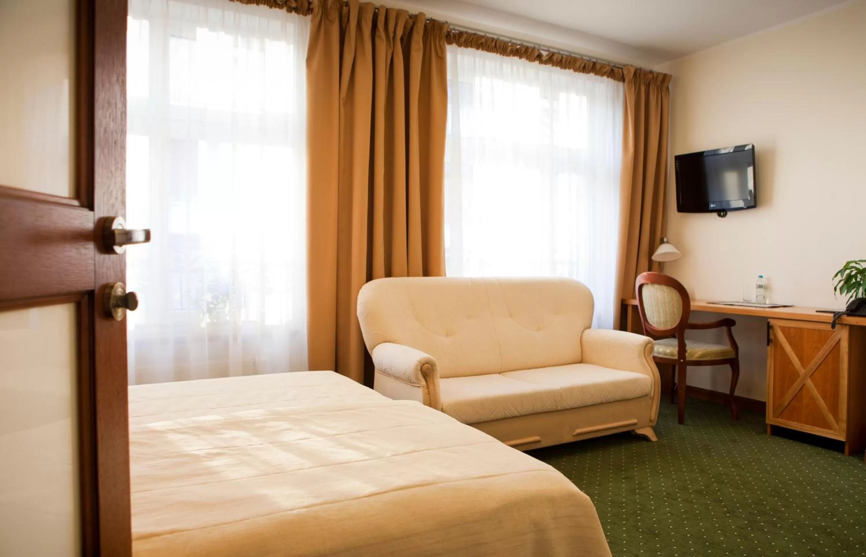 Decorative detail, Bed in Hotel i Restauracja "Pod Orłem"