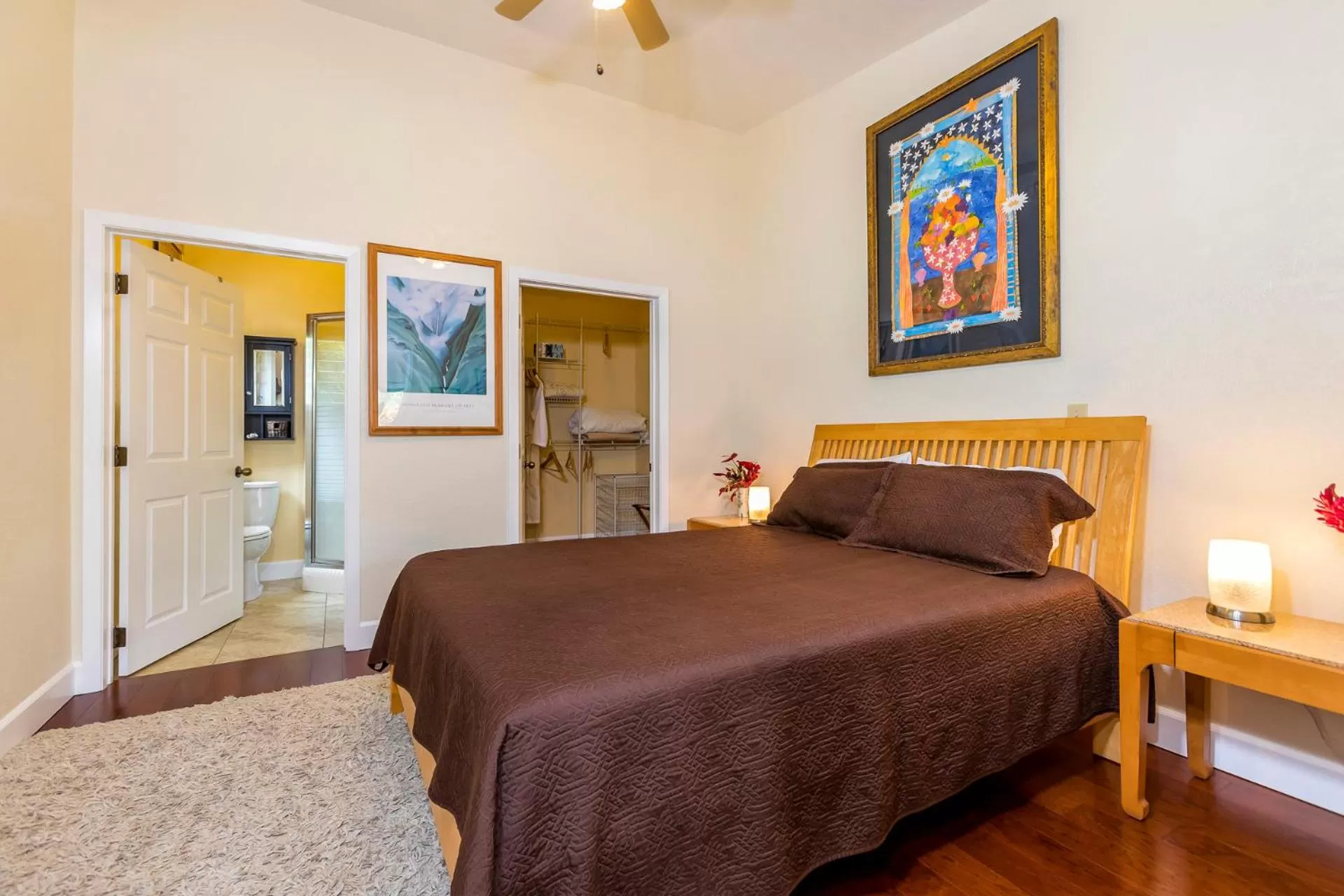 Photo of the whole room, Bed in Luana Inn