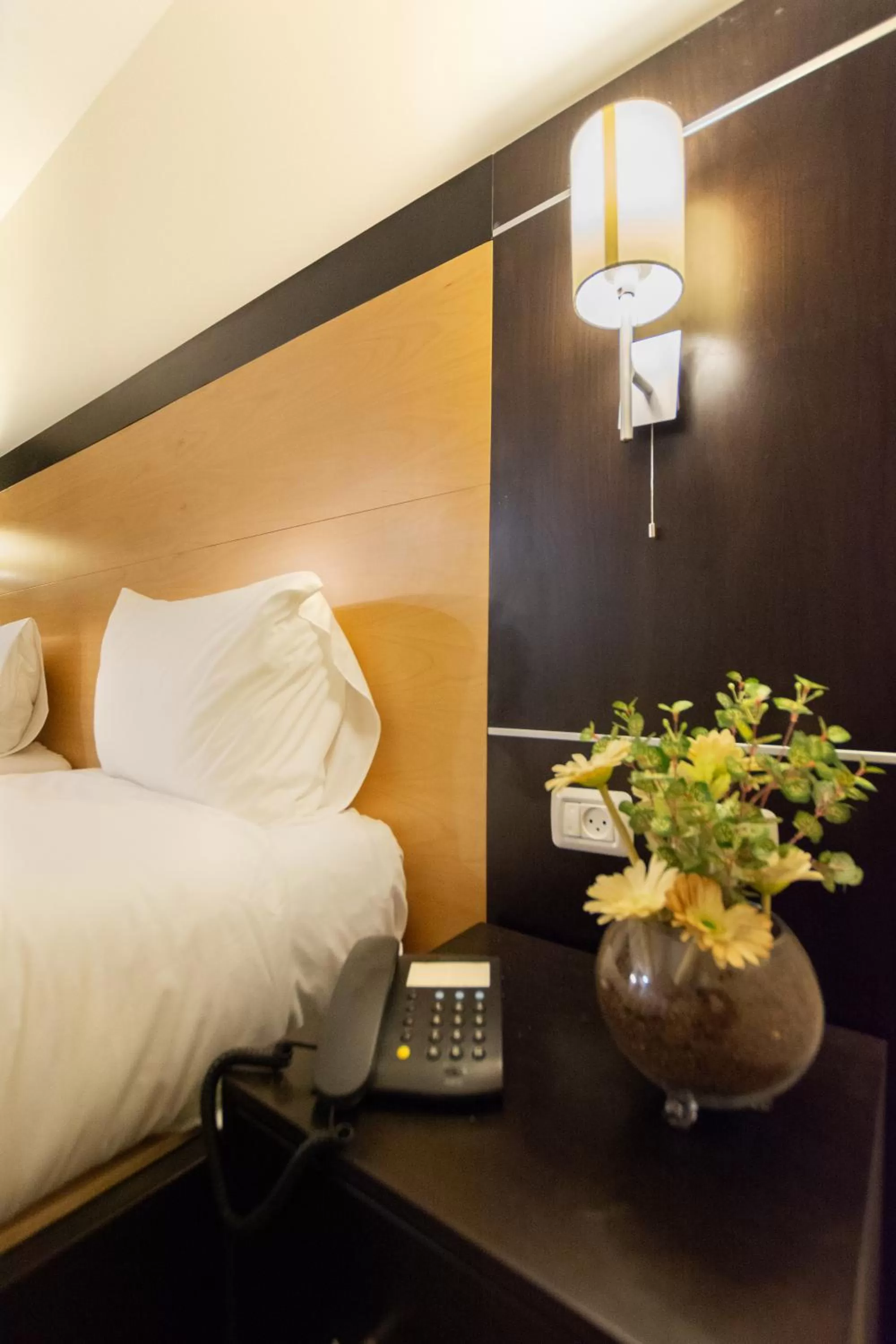 Other, Bed in New Capitol Hotel - Jerusalem