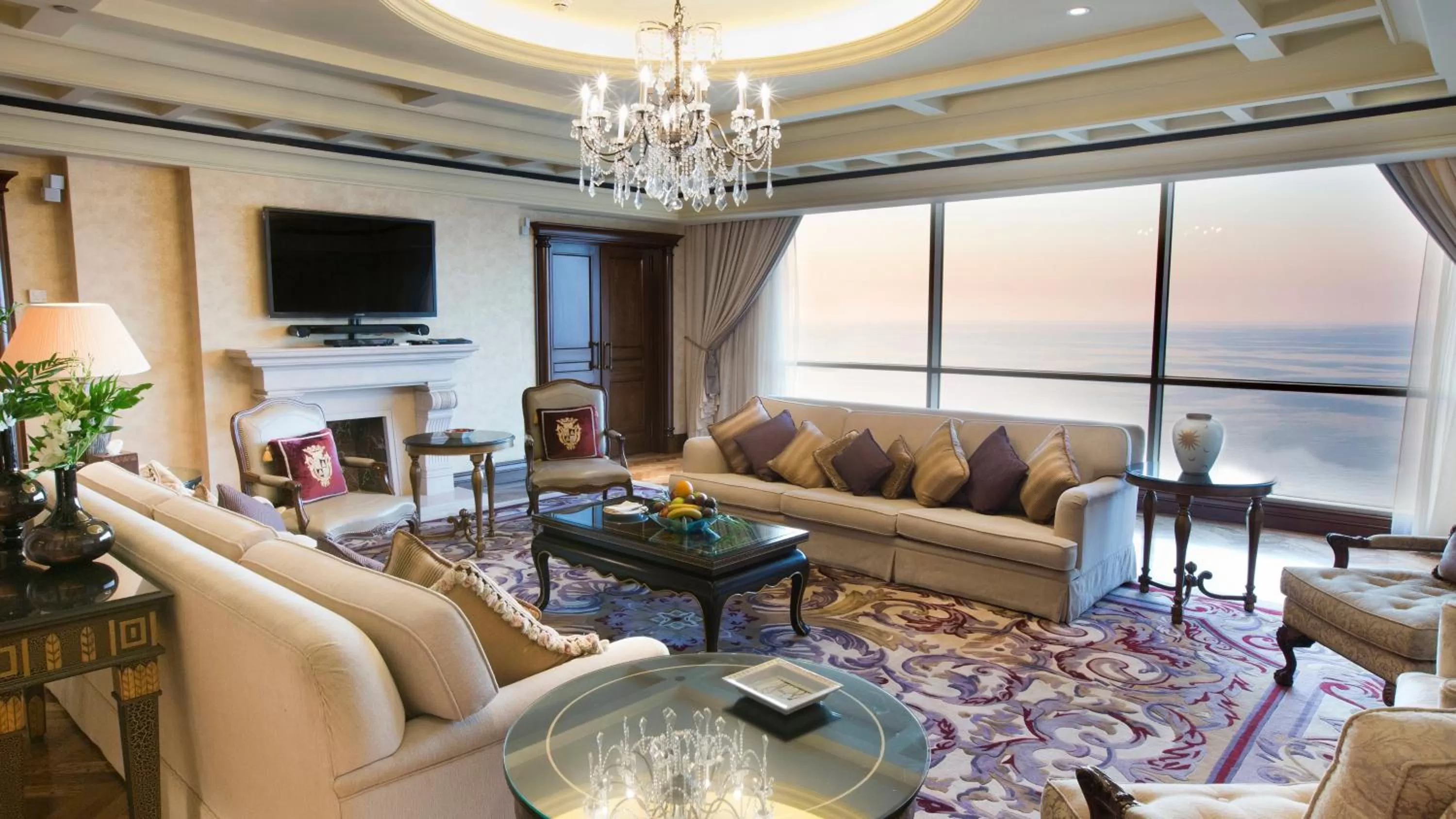 Photo of the whole room in InterContinental Phoenicia Beirut by IHG