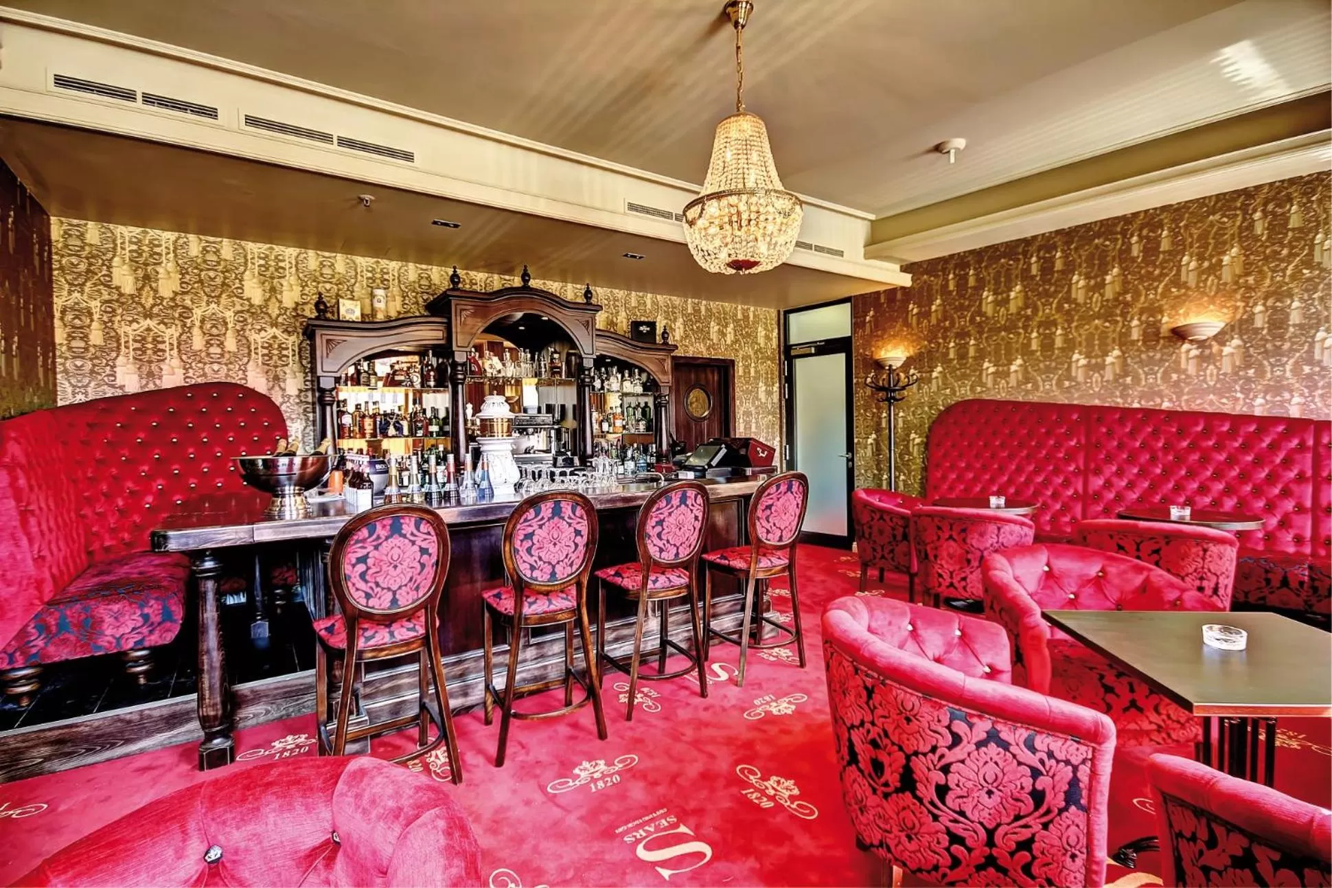 Lounge or bar in Hotel Suitess