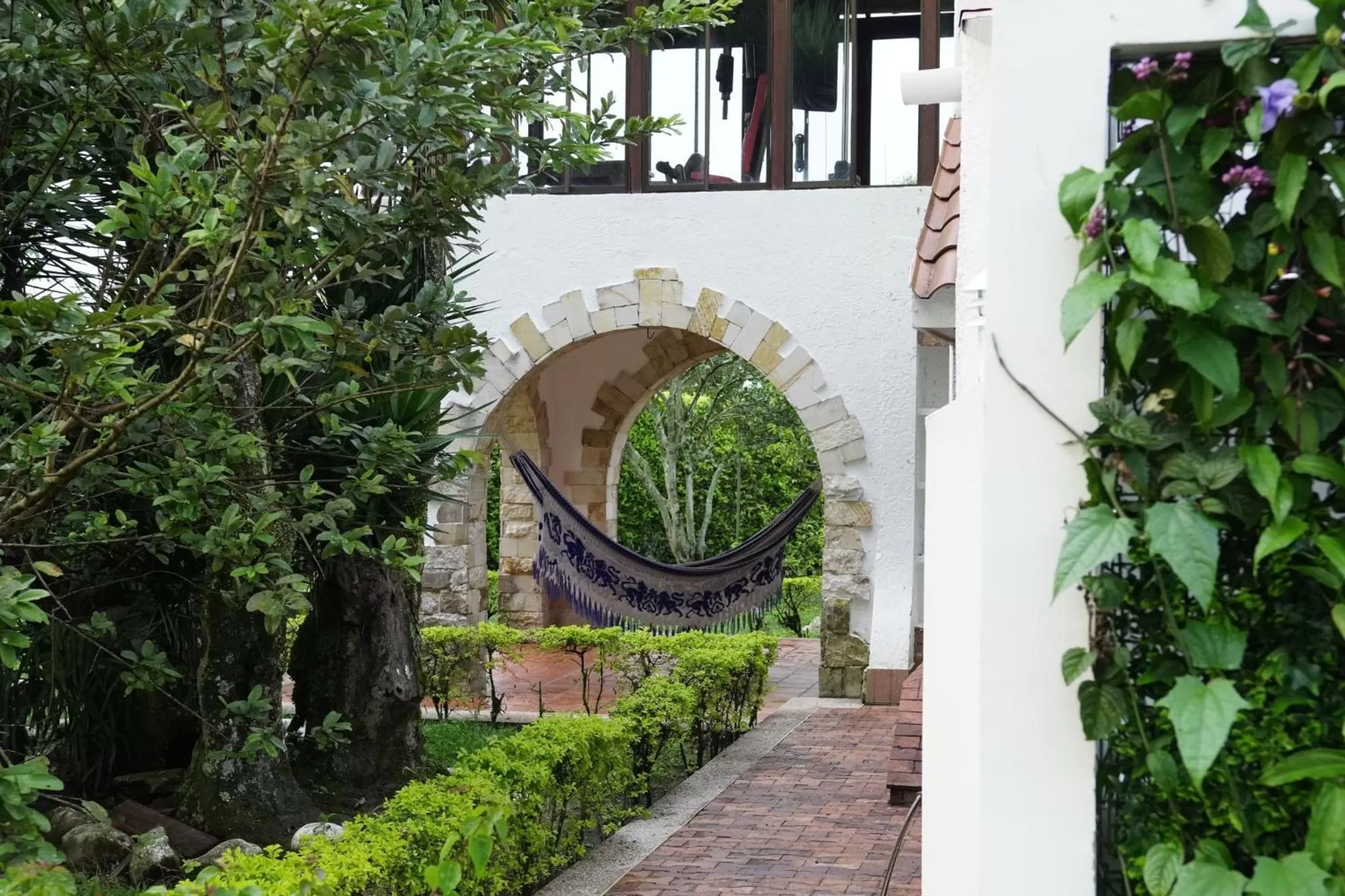 Garden, Property Building in Hotel Chalet El Castillo by Majuva