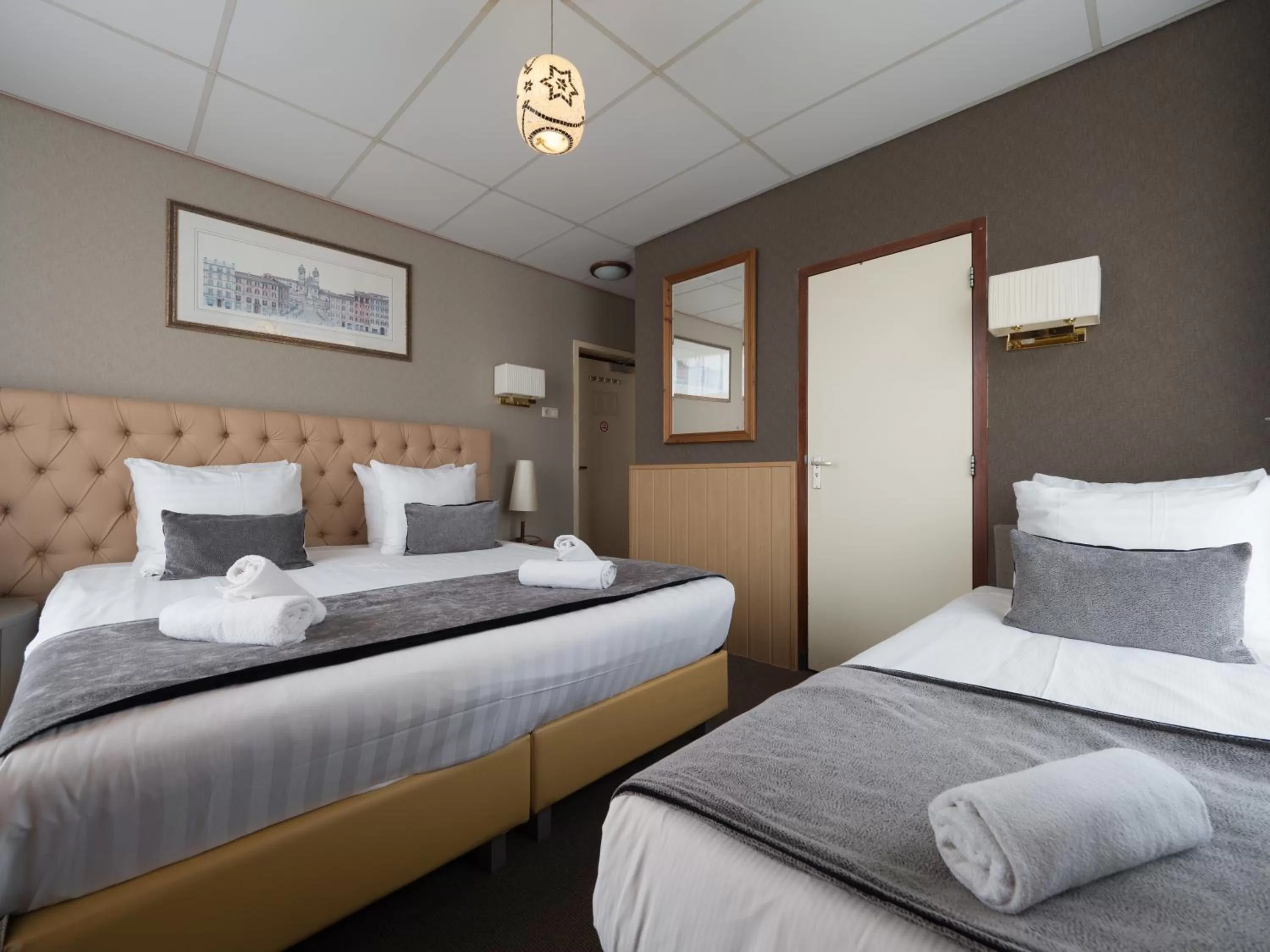 Photo of the whole room, Bed in Di-Ann City Centre Hotel