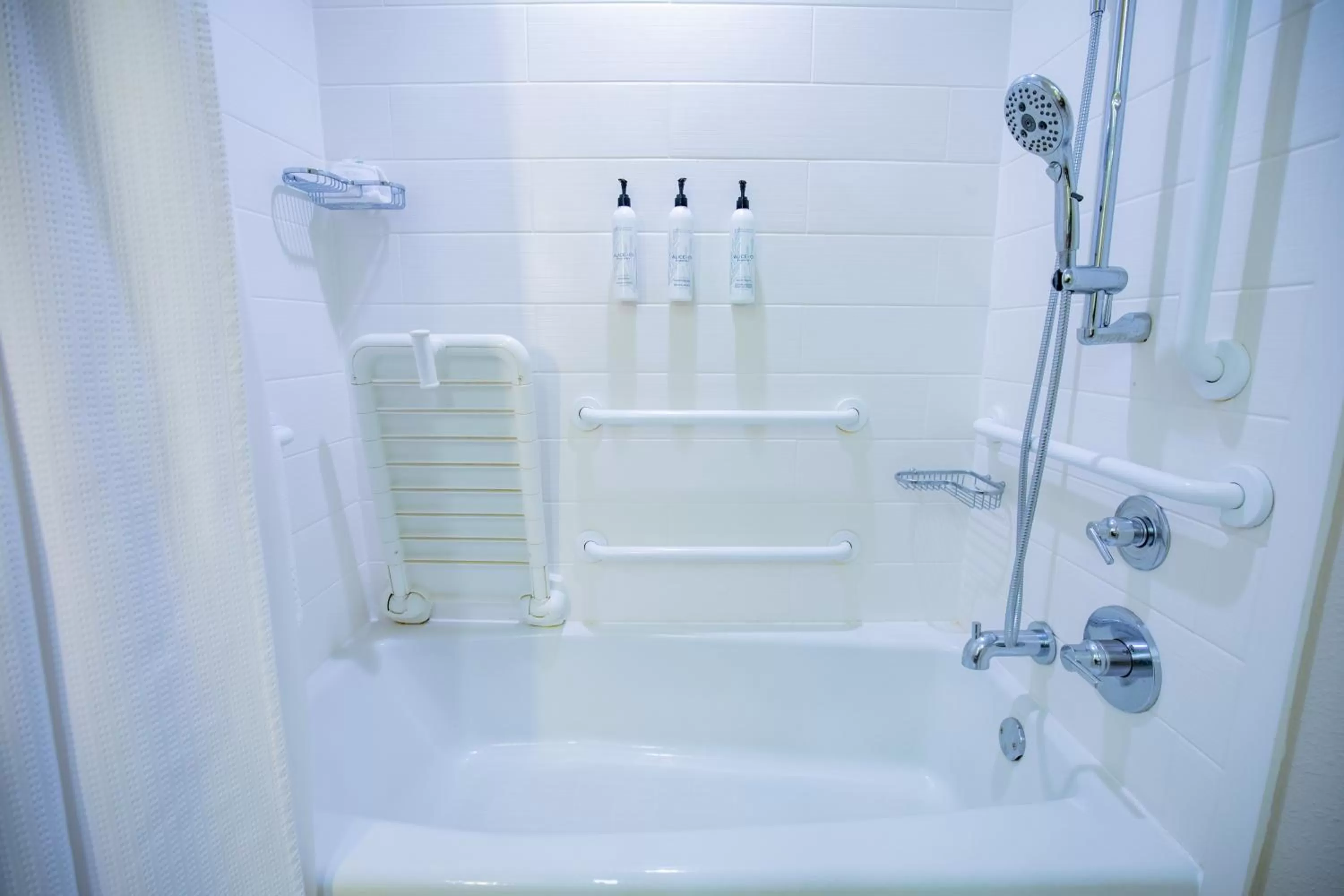Bathroom in SpringHill Suites by Marriott Baton Rouge Gonzales