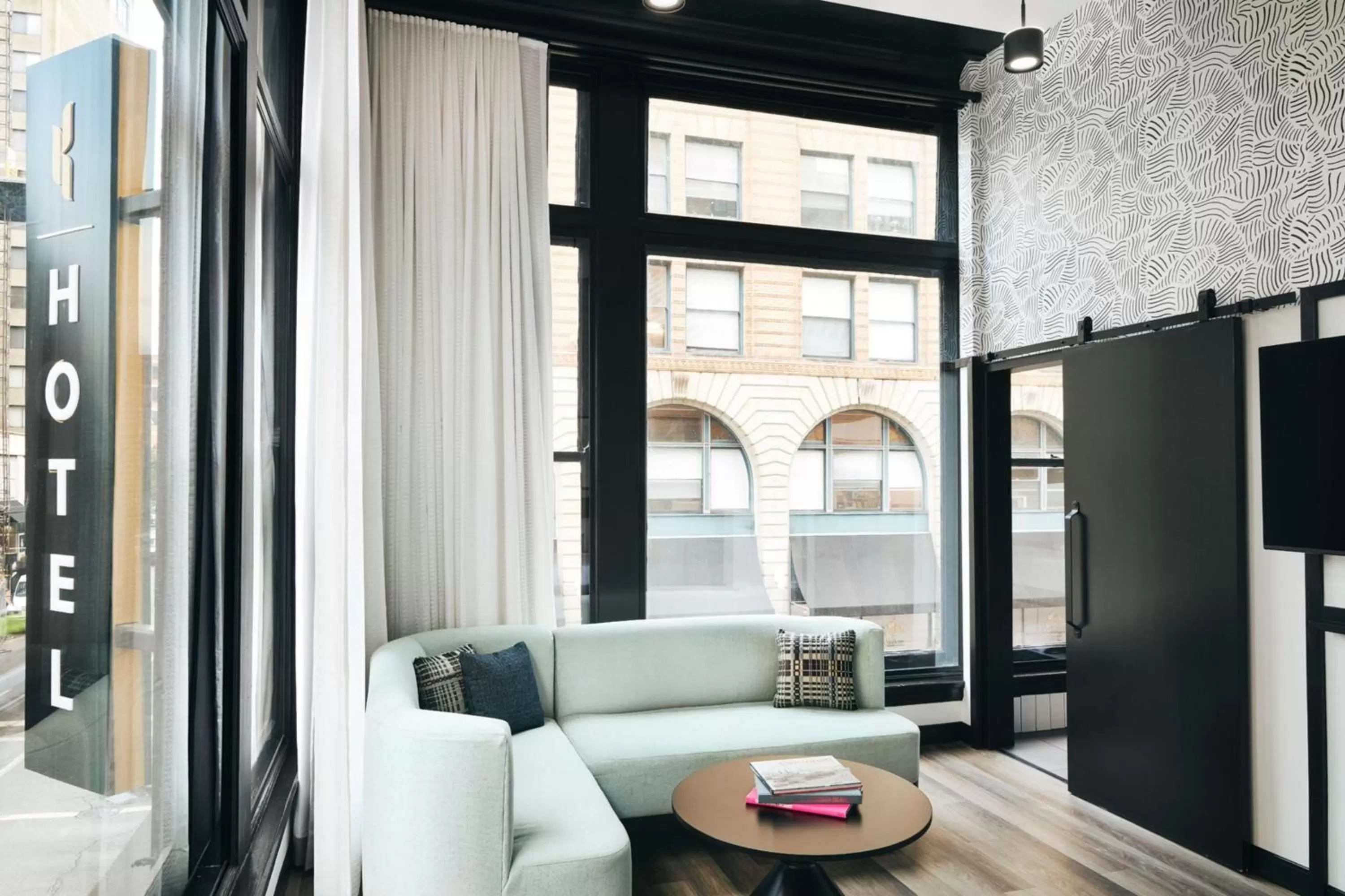 Photo of the whole room in Kinley Cincinnati Downtown, a Tribute Portfolio Hotel