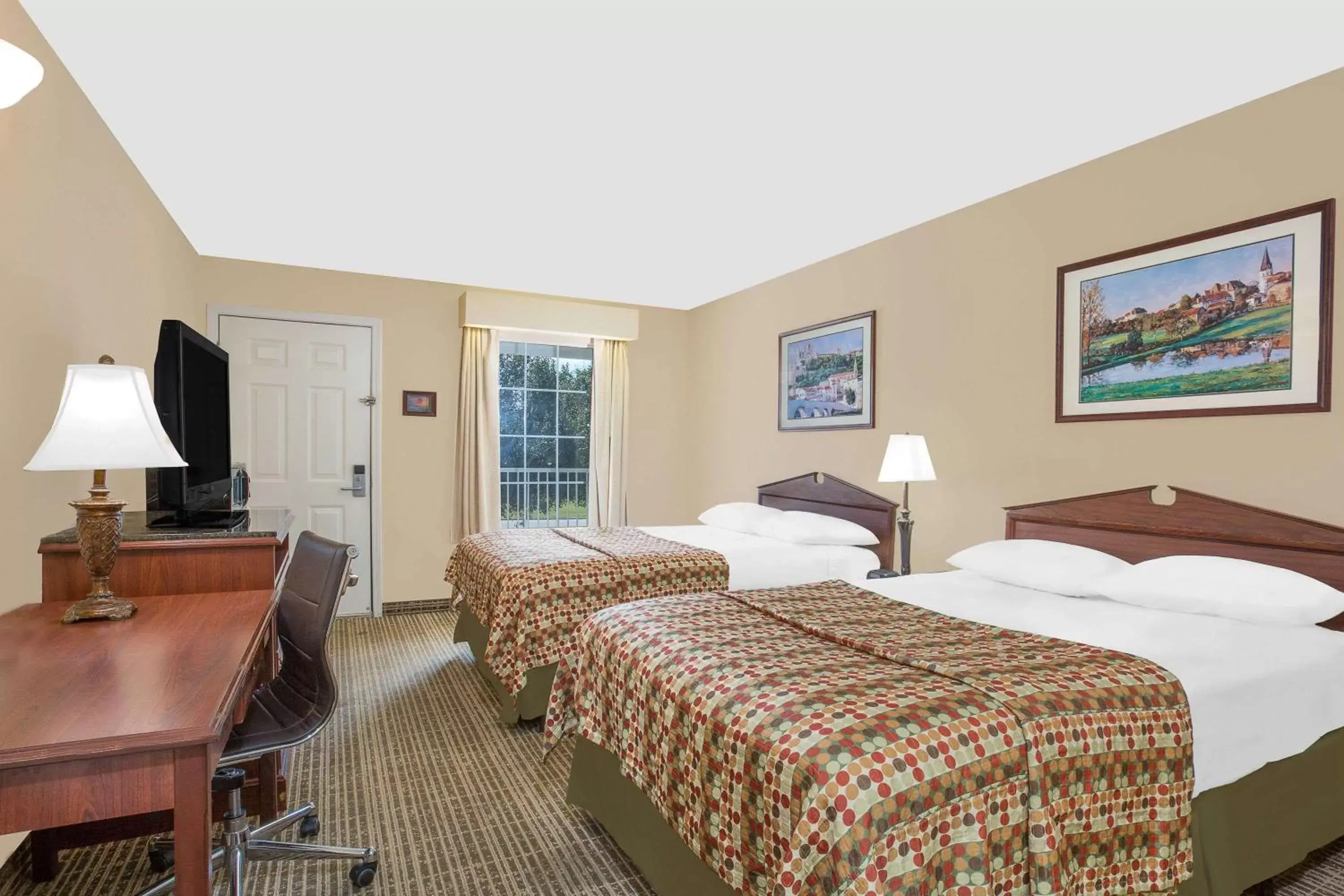 Double Room with Two Double Beds - Non-Smoking in Baymont by Wyndham Roanoke Rapids Double Room with Two Double Beds - Non-Smoking in Baymont by Wyndham Roanoke Rapids
