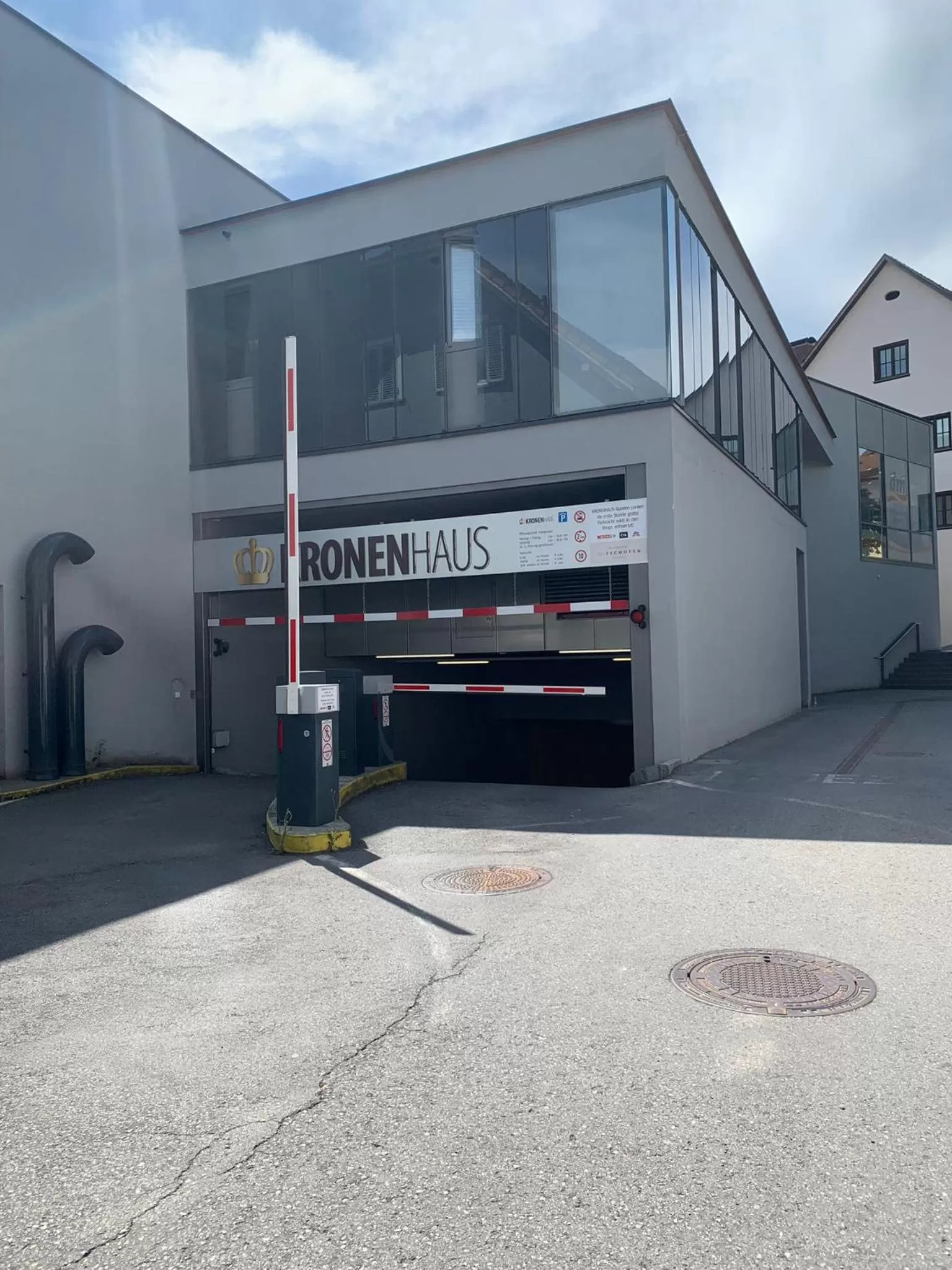 Property Building in Boutique Hotel das TSCHOFEN