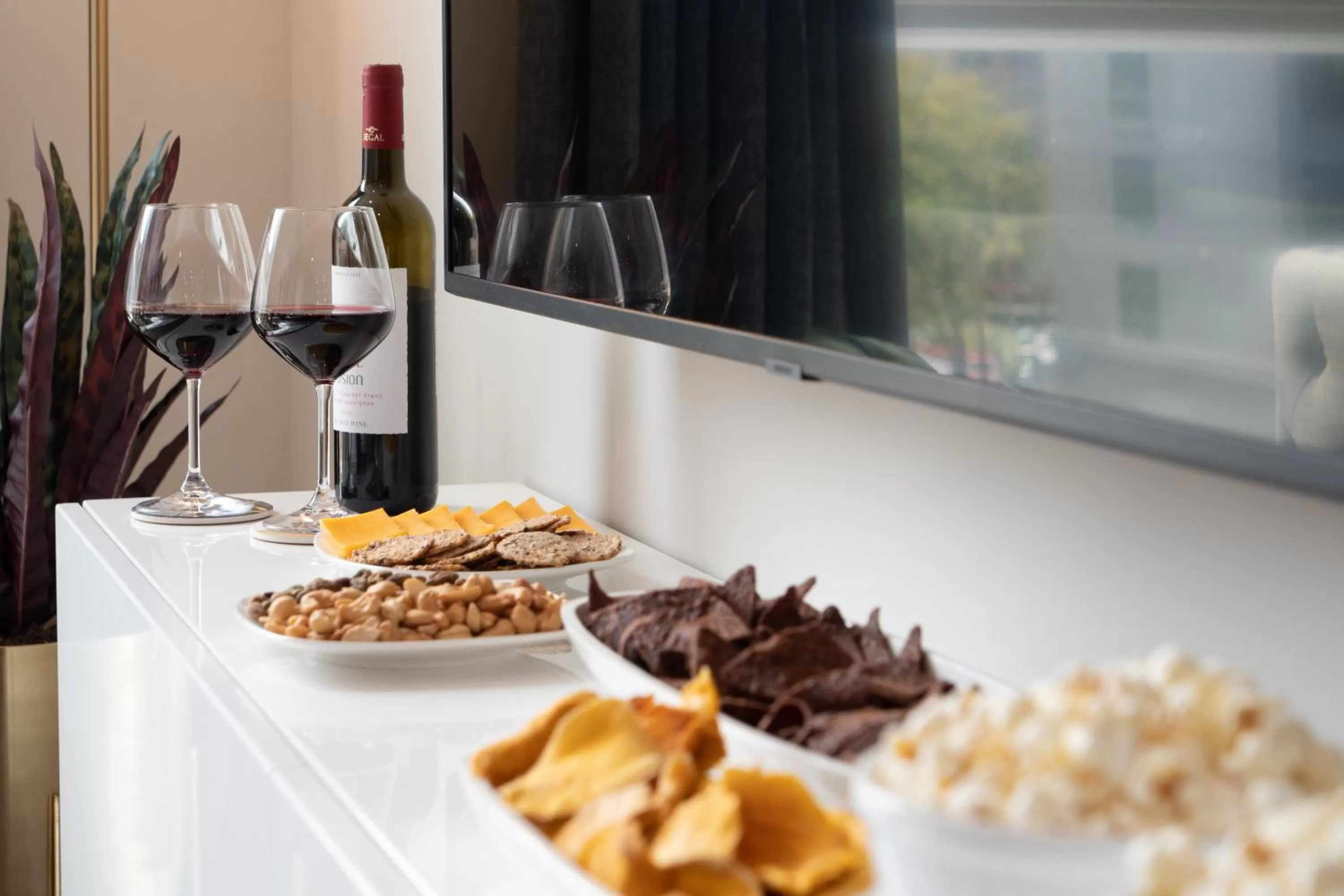 Decorative detail in Luxury Furnished Apartments by Hyatus Downtown at Yale