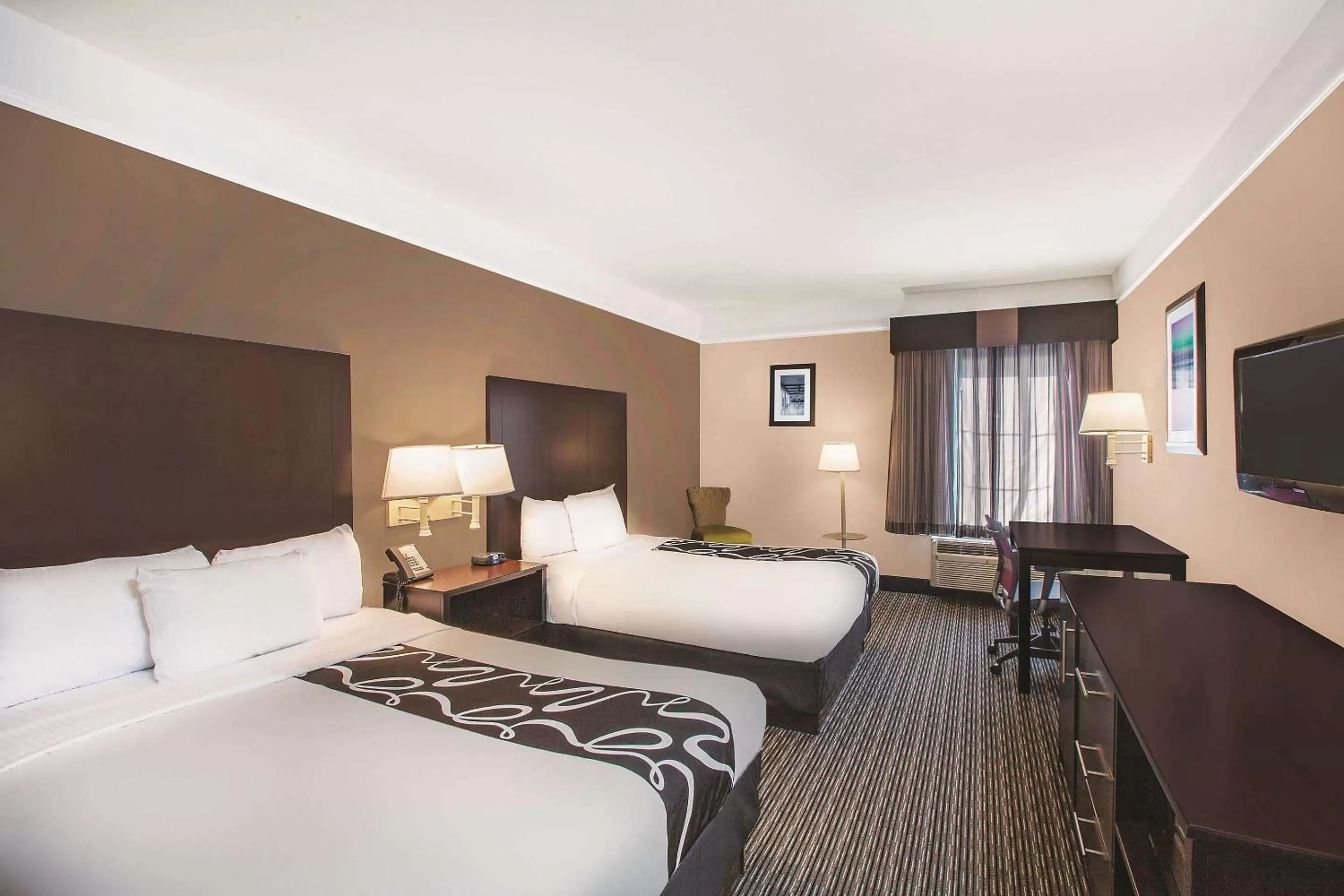 Bed in La Quinta by Wyndham Beaumont West