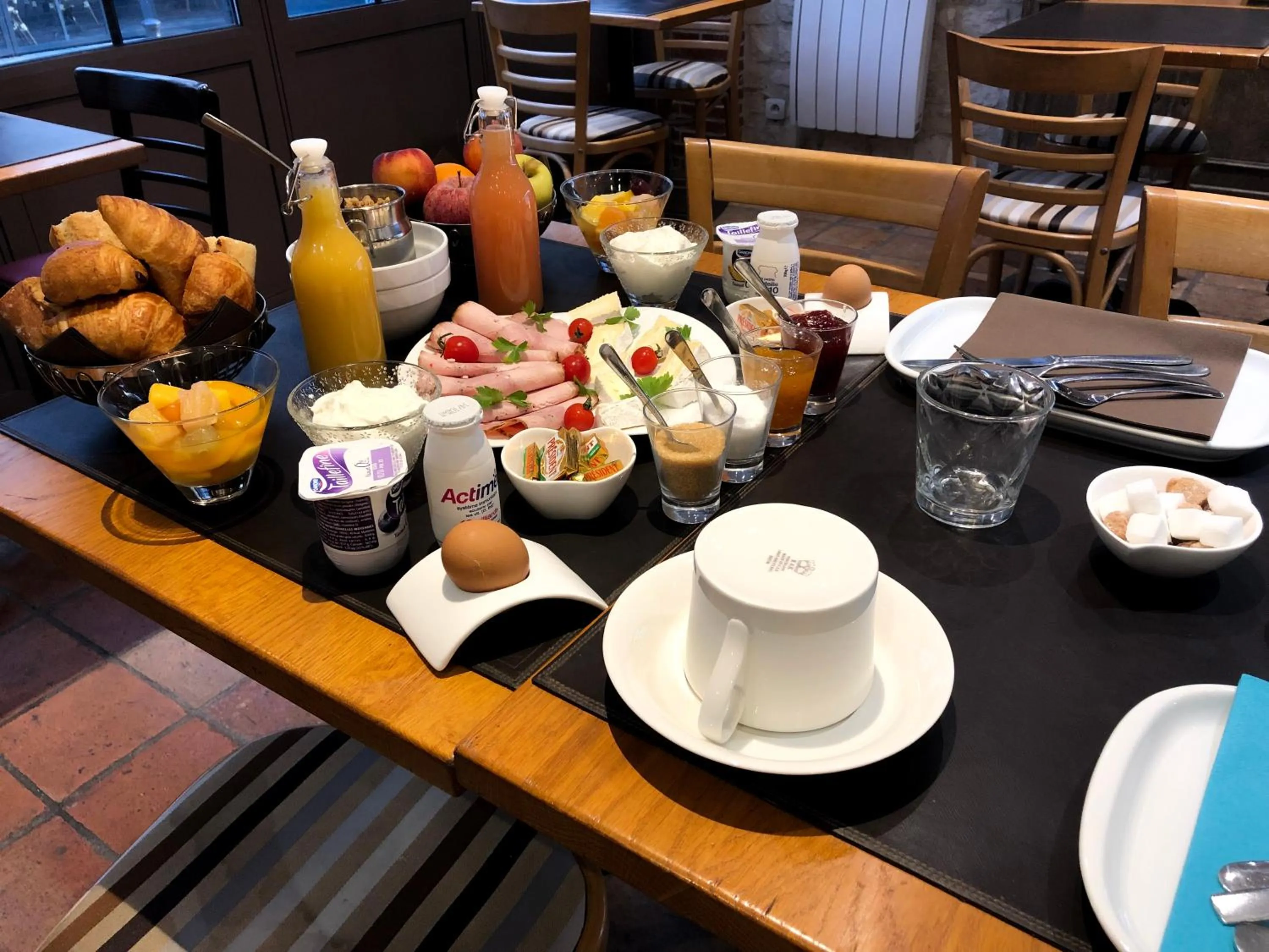 Breakfast in Entre Terre Et Mer