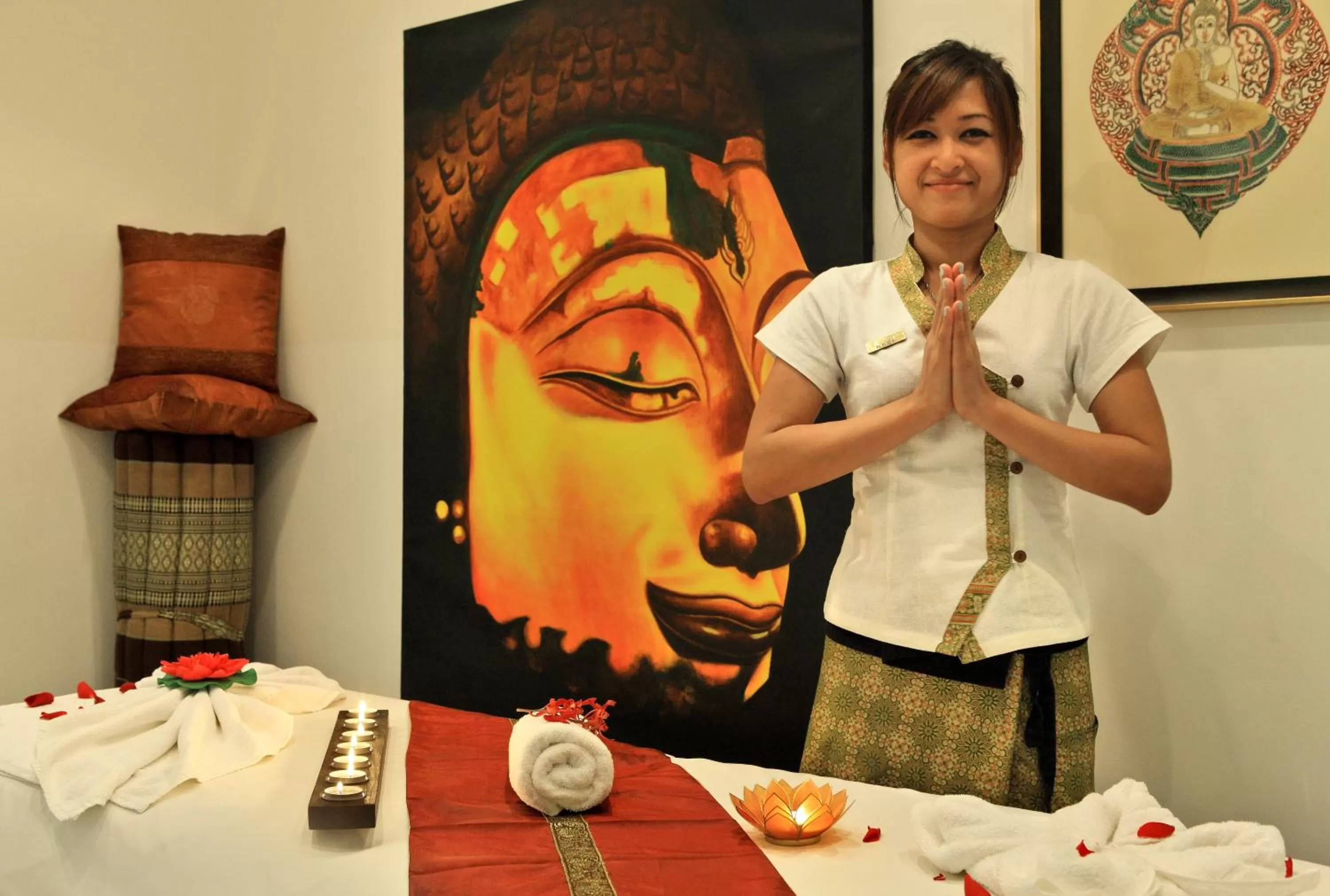 People in Hotel Paris Prague