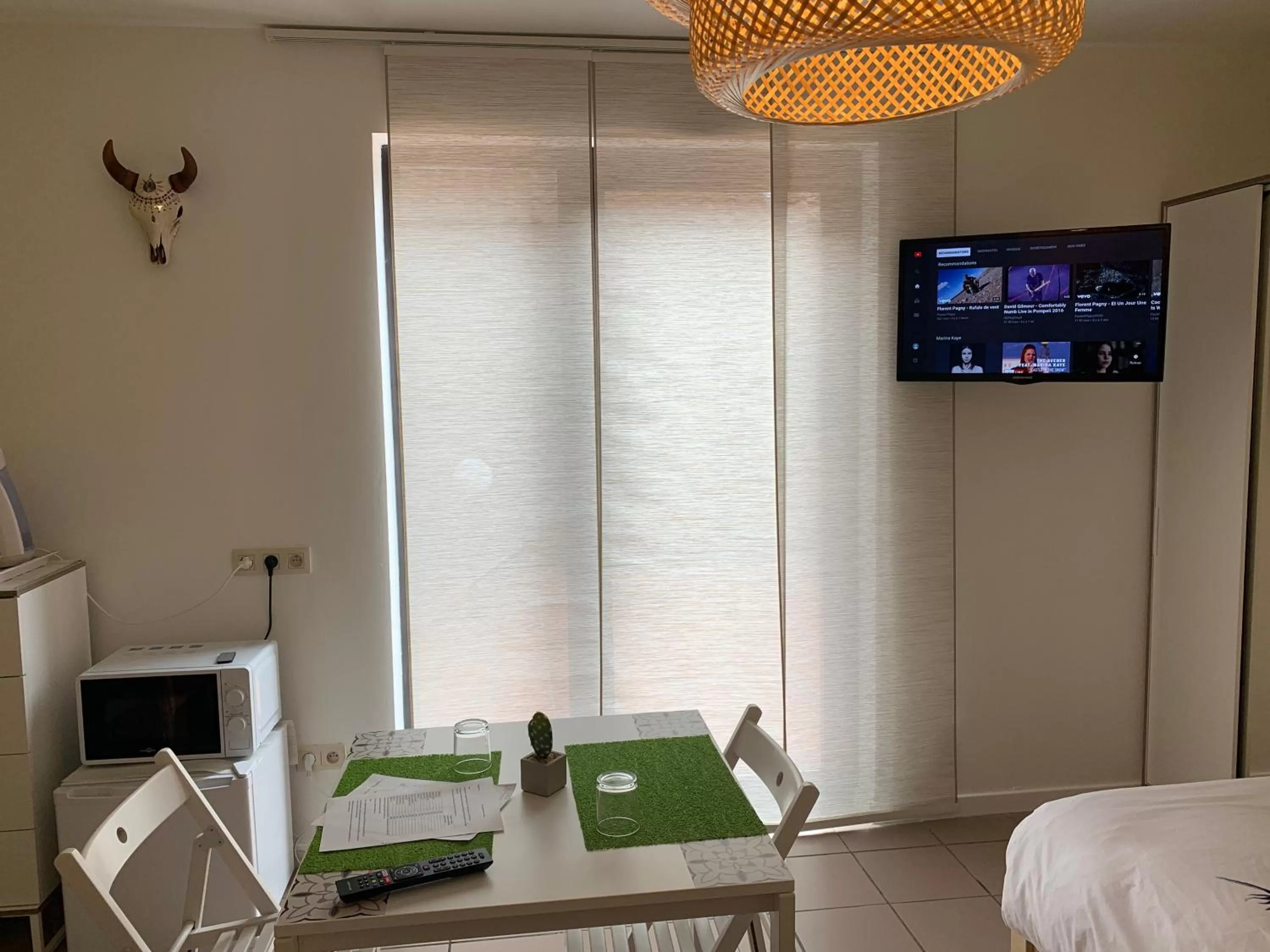 TV and multimedia, Bed in Carpe Diem