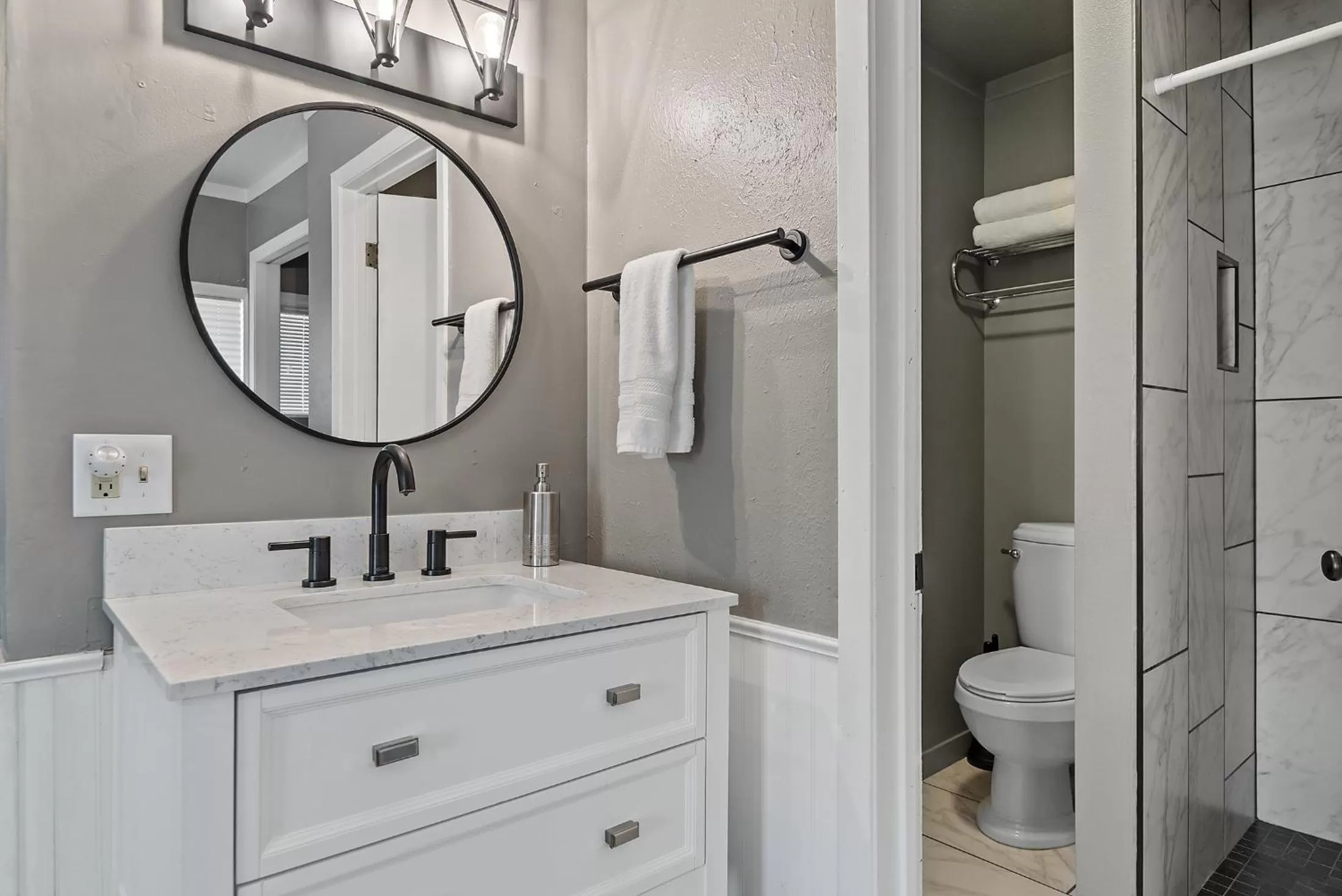 Bathroom in Black Forest Inn Bed & Breakfast