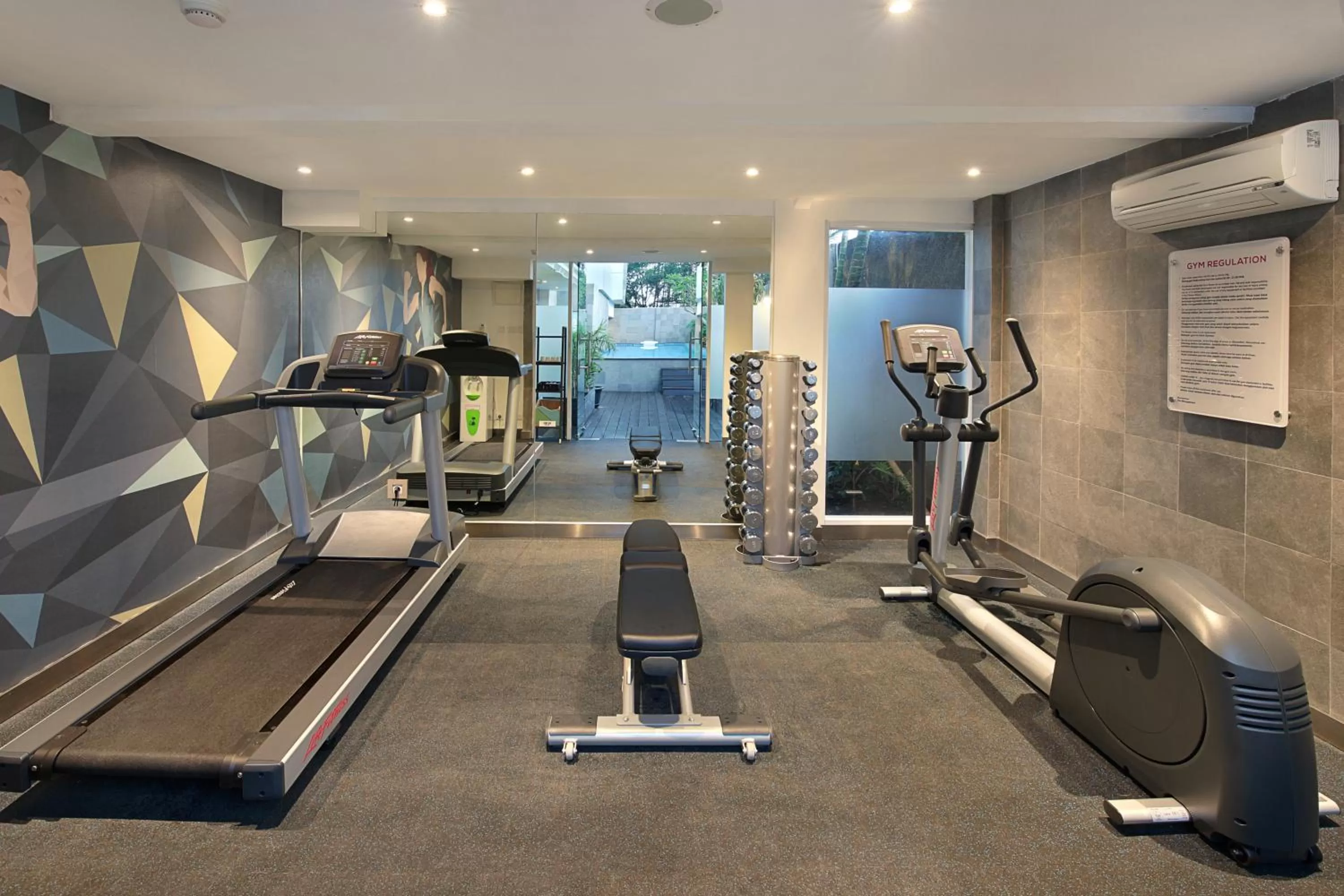 Fitness centre/facilities in Swiss-Belinn Simatupang