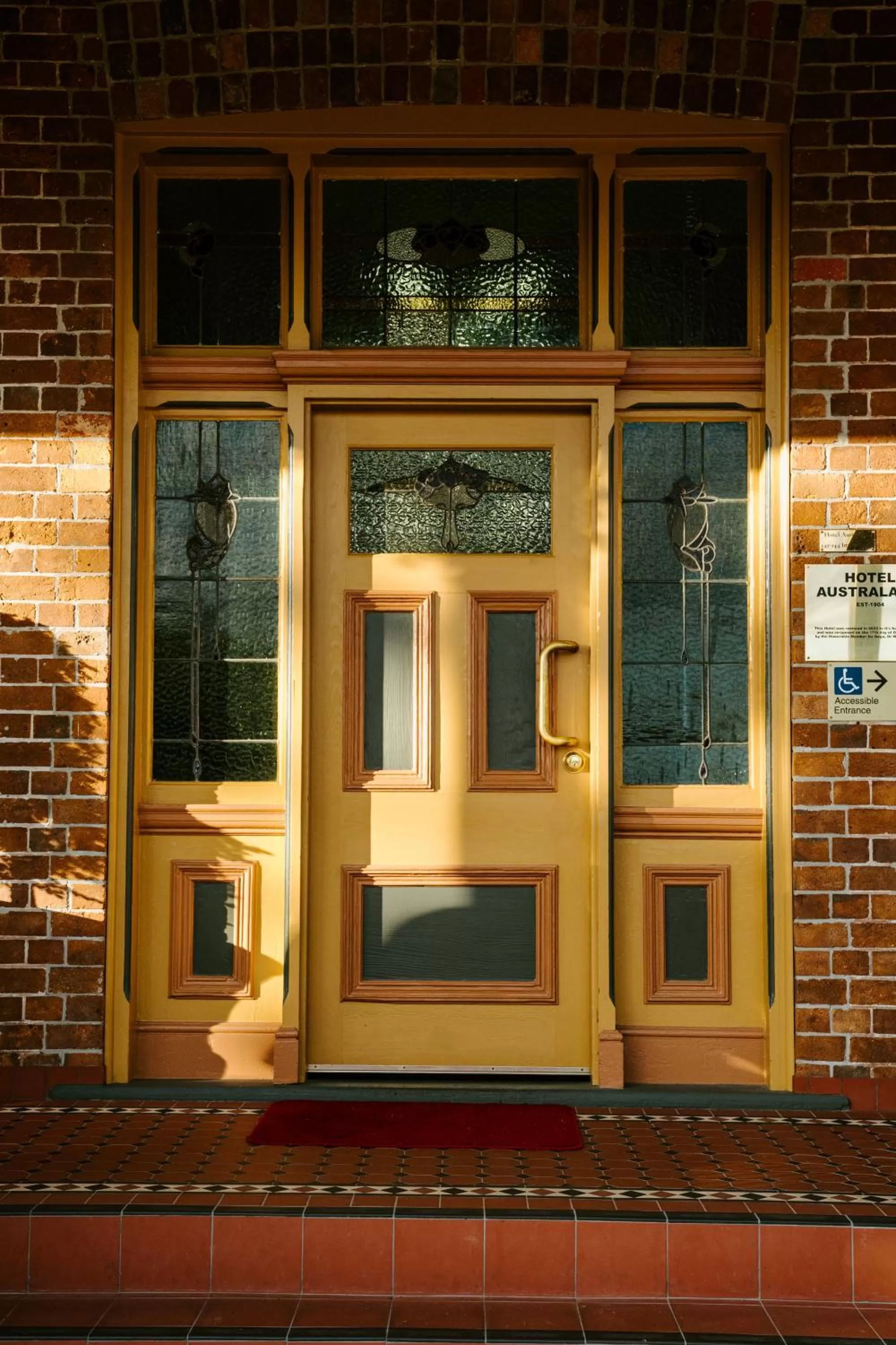 Facade/entrance in Hotel Australasia