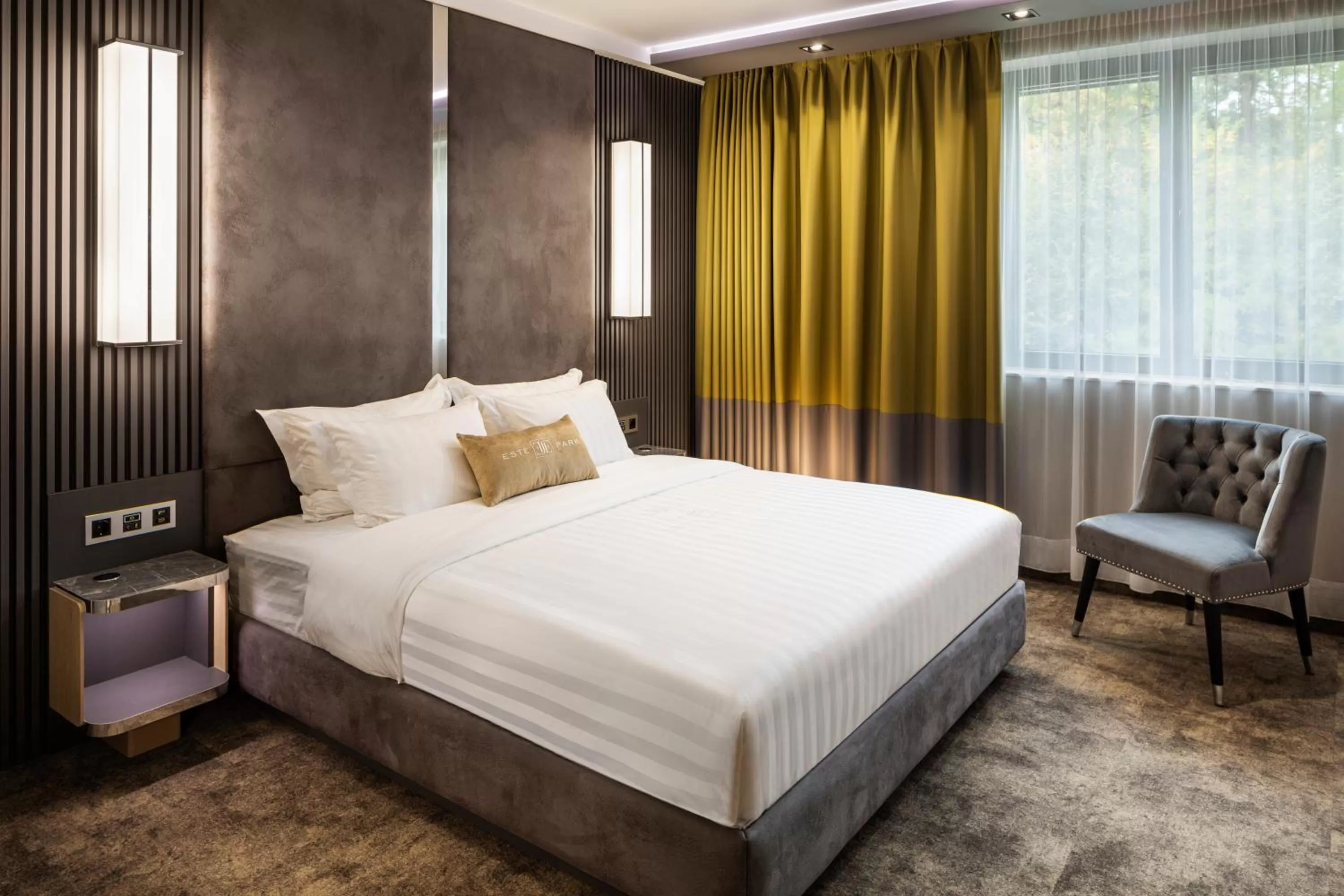 Bedroom, Bed in -- ESTE PARK HOTEL -- part of Urban Chic Luxury Design Hotels - Parking & Compliments - next to Shopping & Dining Mall Plovdiv