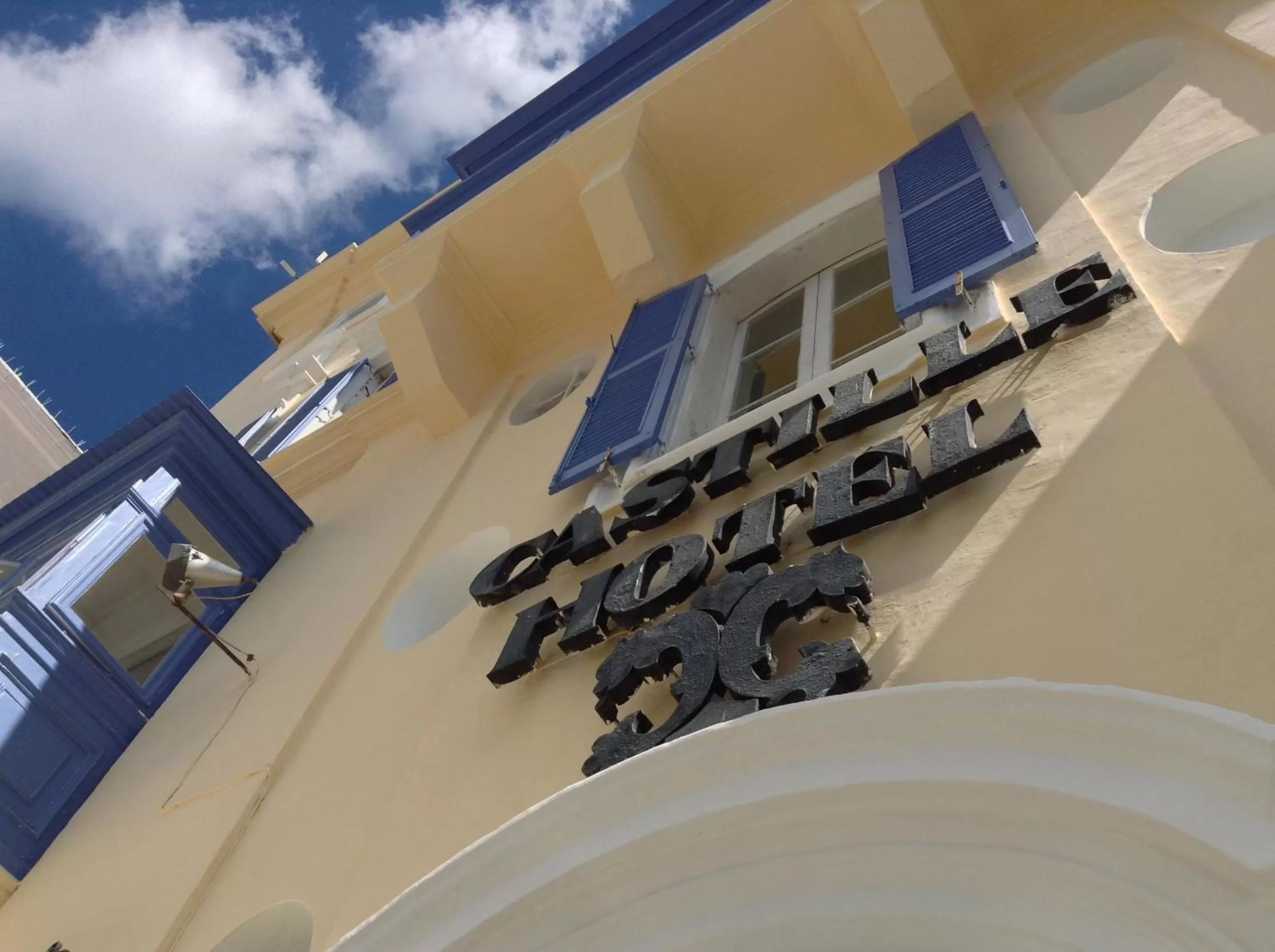 Property logo or sign in Hotel Castille