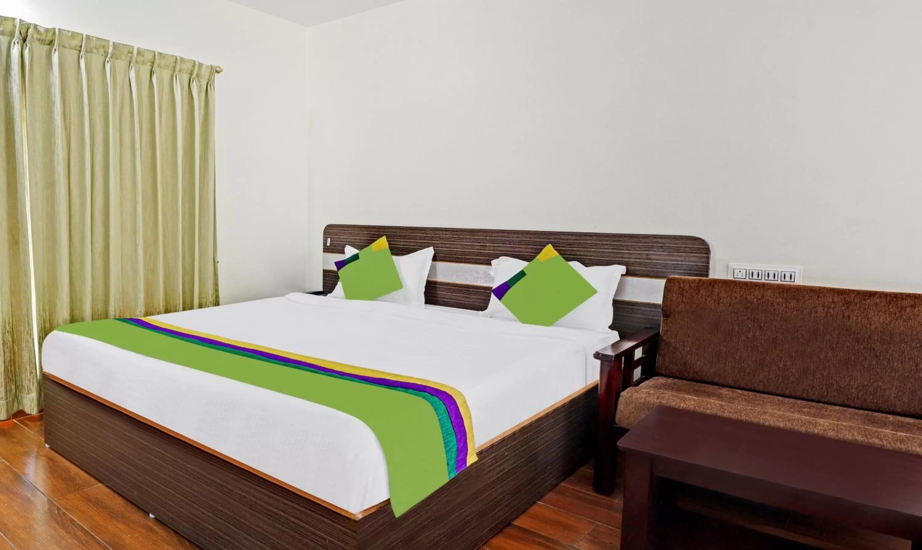 Bedroom, Bed in Treebo Aall Season