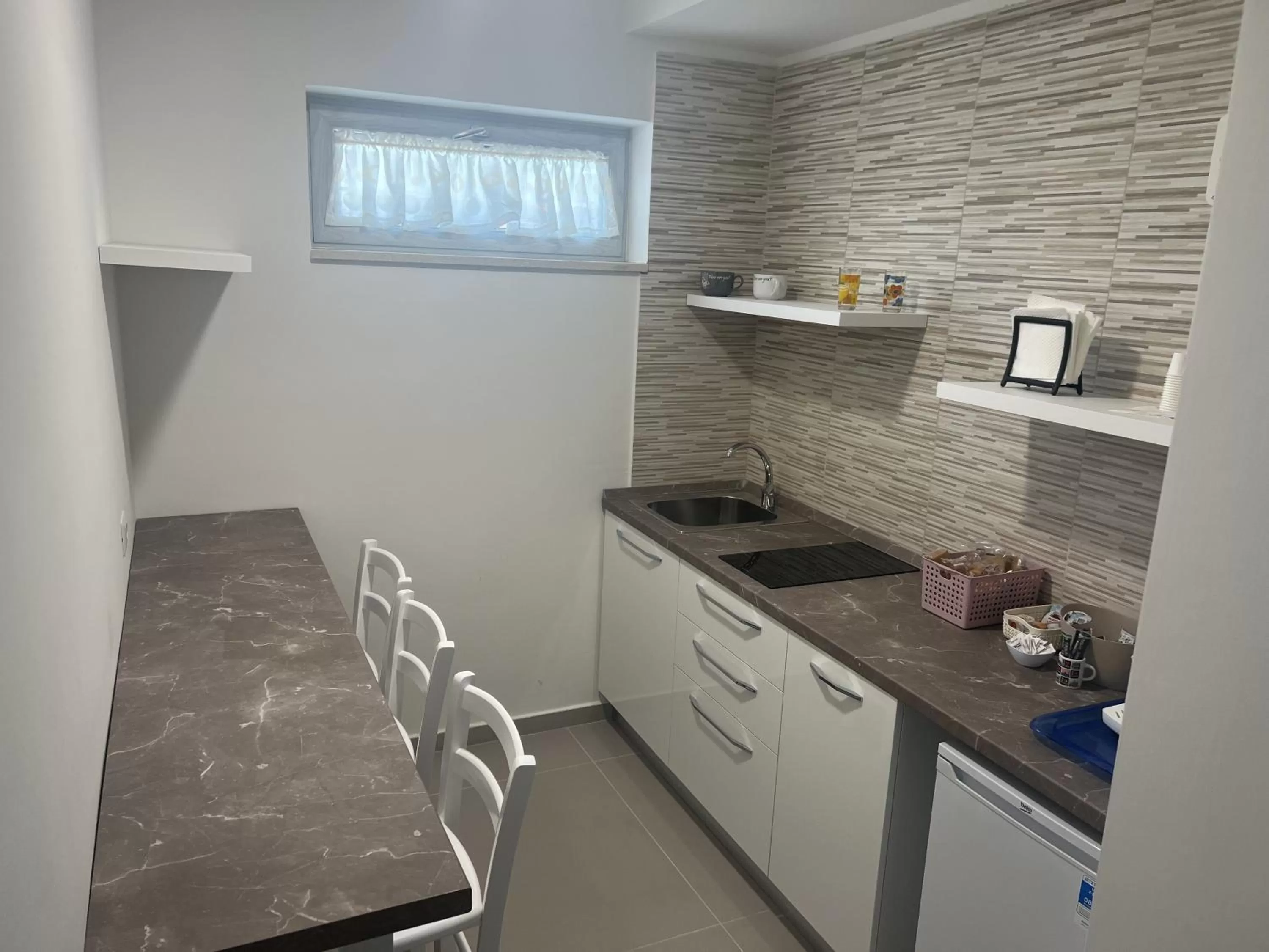 stove, Kitchen/Kitchenette in B&B VILLA LA GINESTRA - camere