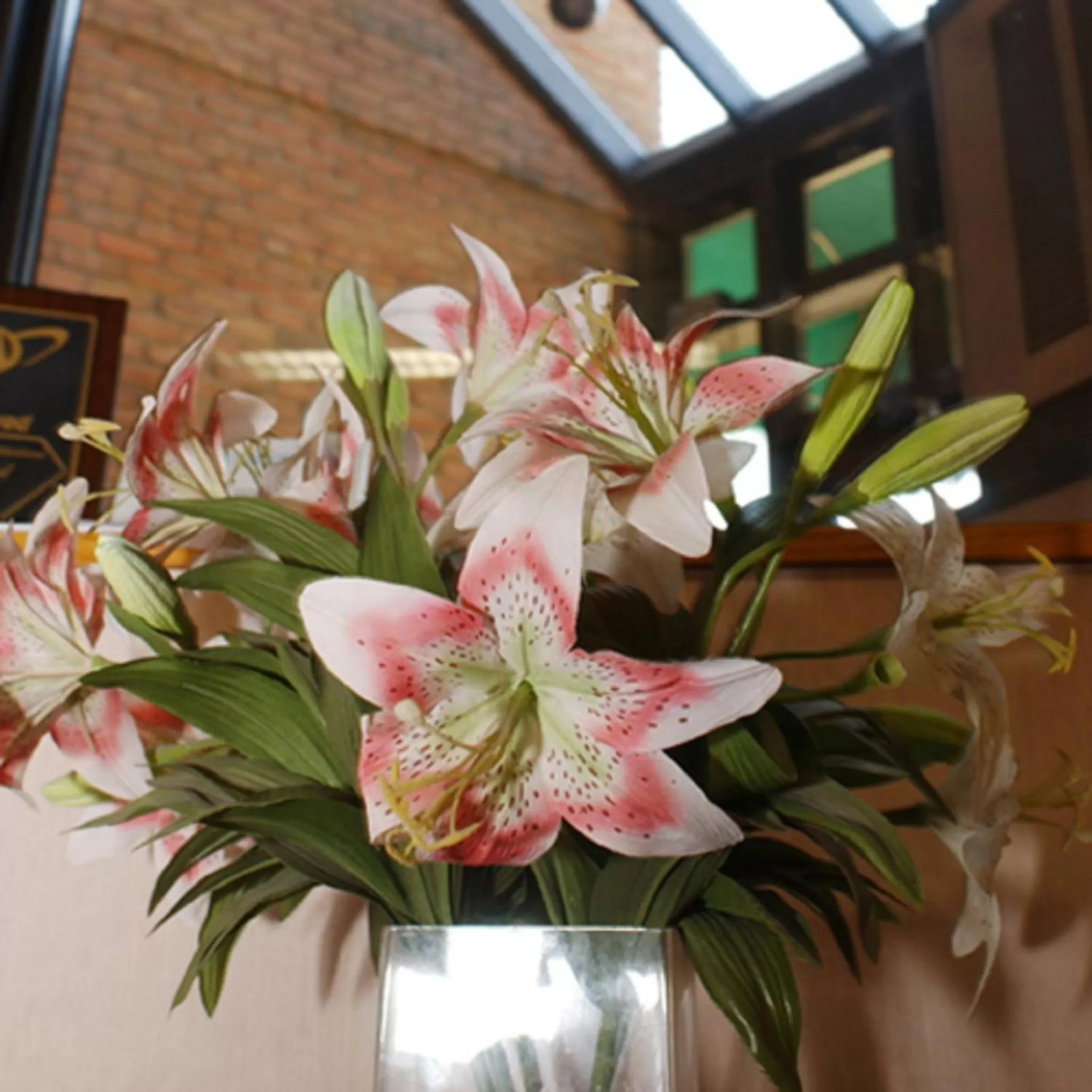 Lobby or reception in Meadow Court Inn - Ithaca
