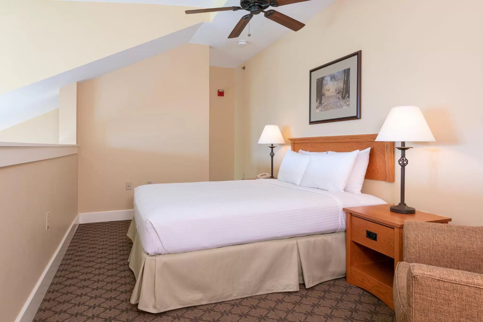 Photo of the whole room, Bed in Jackson Gore Village on Okemo Mountain