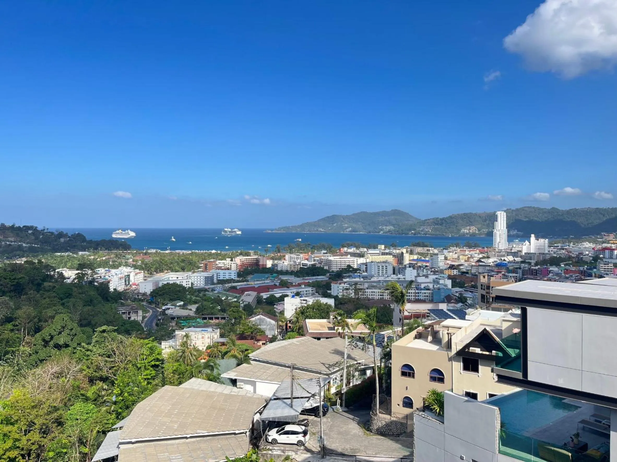 Property building in Patong Bay Hill