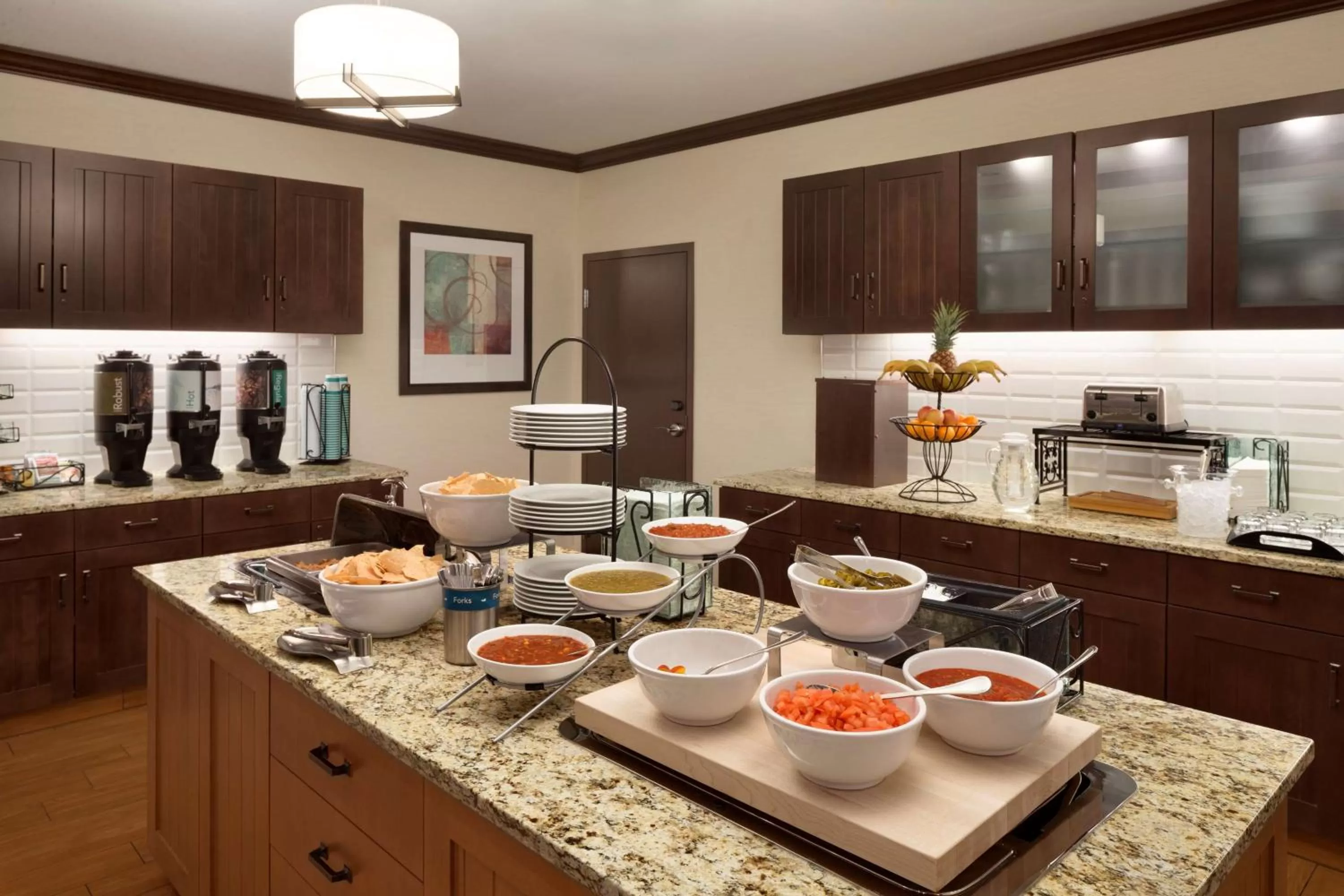 Restaurant/places to eat in Homewood Suites by Hilton Kalamazoo-Portage