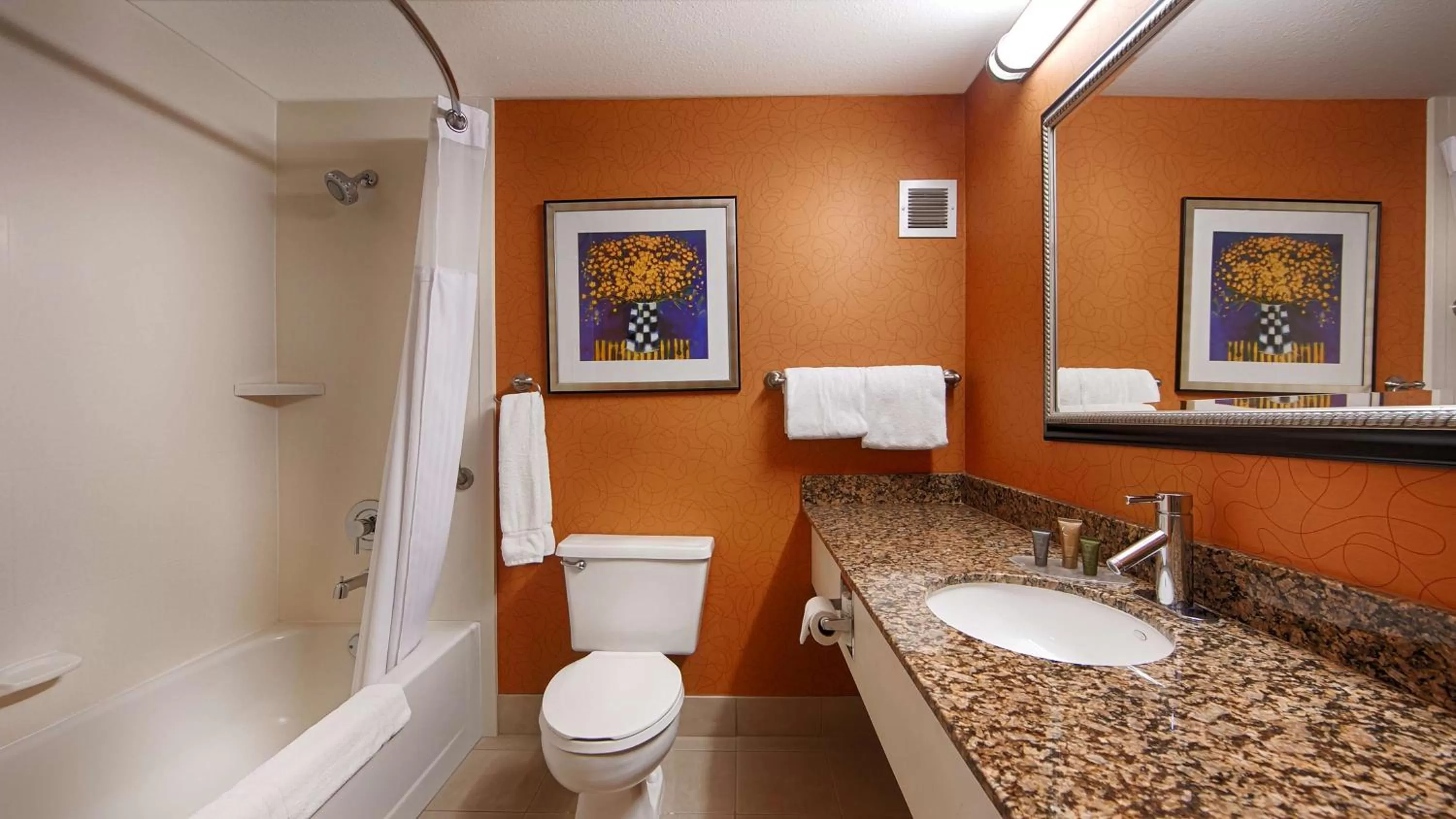 Bathroom in Best Western Plus Fresno Airport Hotel