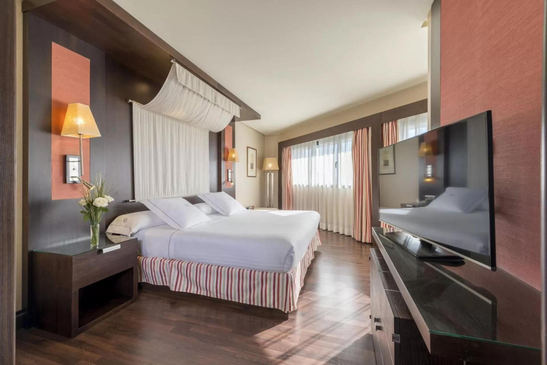 TV and multimedia, Bed in Hotel Cordoba Center