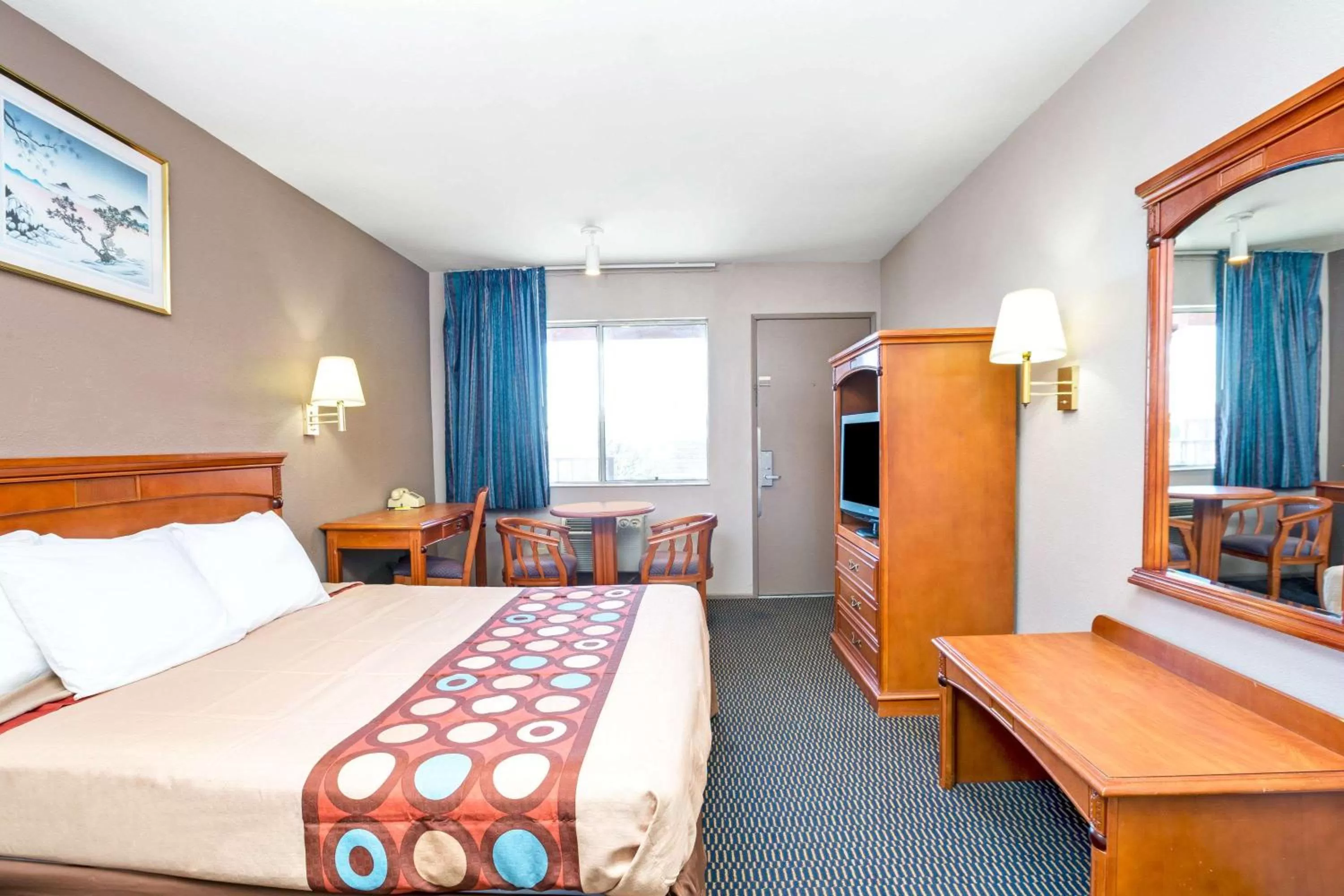 On site, Bed in Super 8 by Wyndham Upland Ontario CA