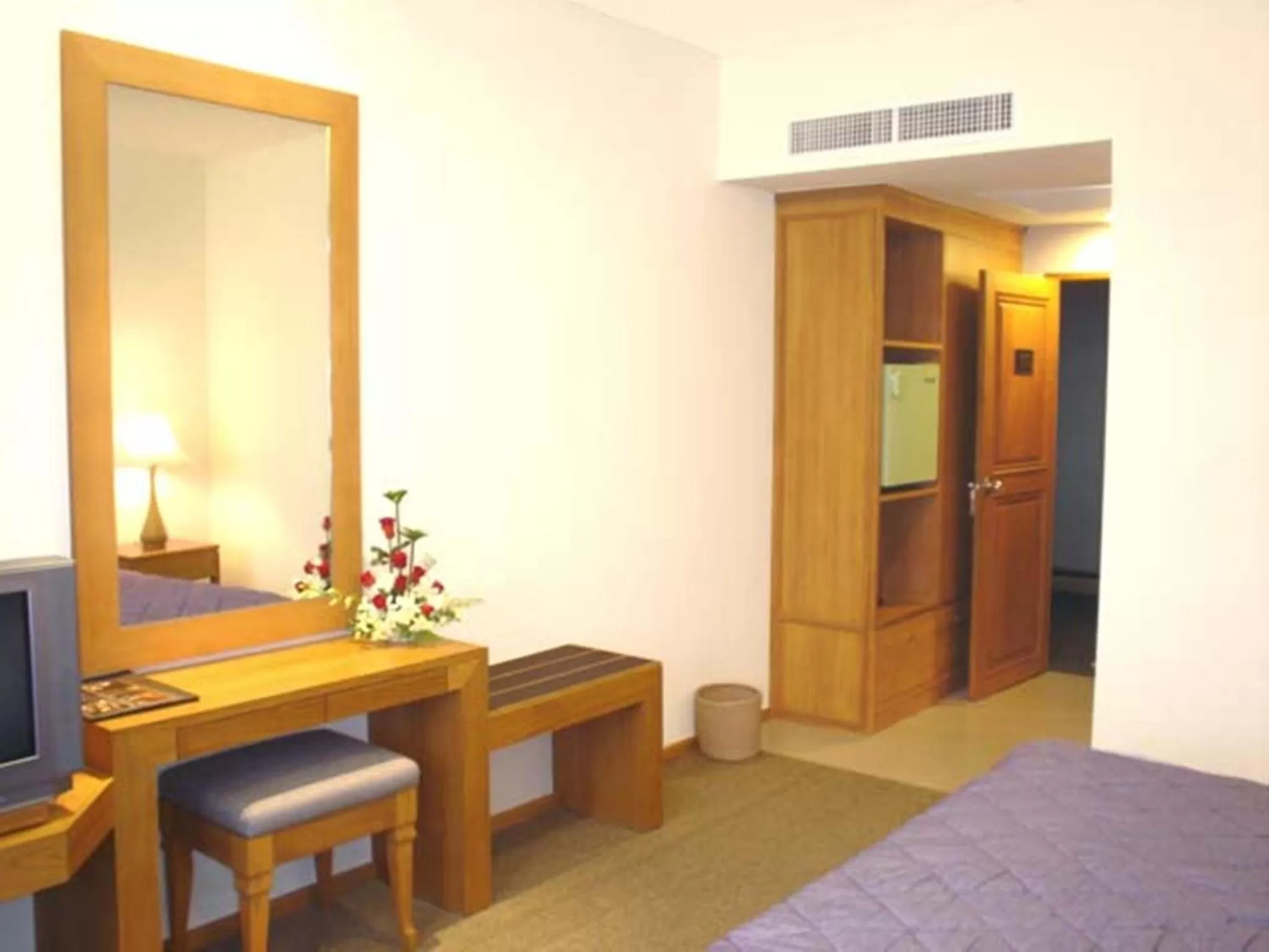 Photo of the whole room, Bed in Chiang Mai Phucome Hotel