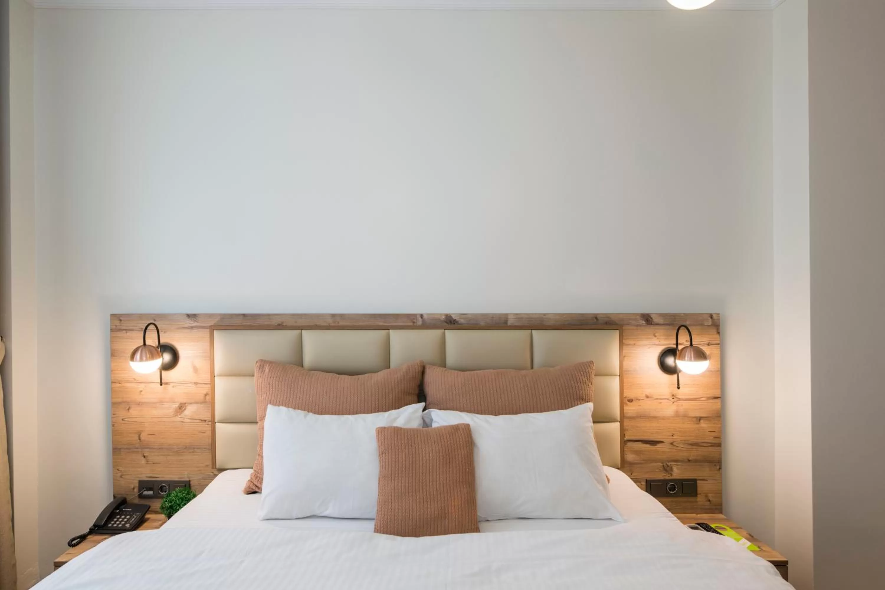 Bed in The Wilson Galata Hotel