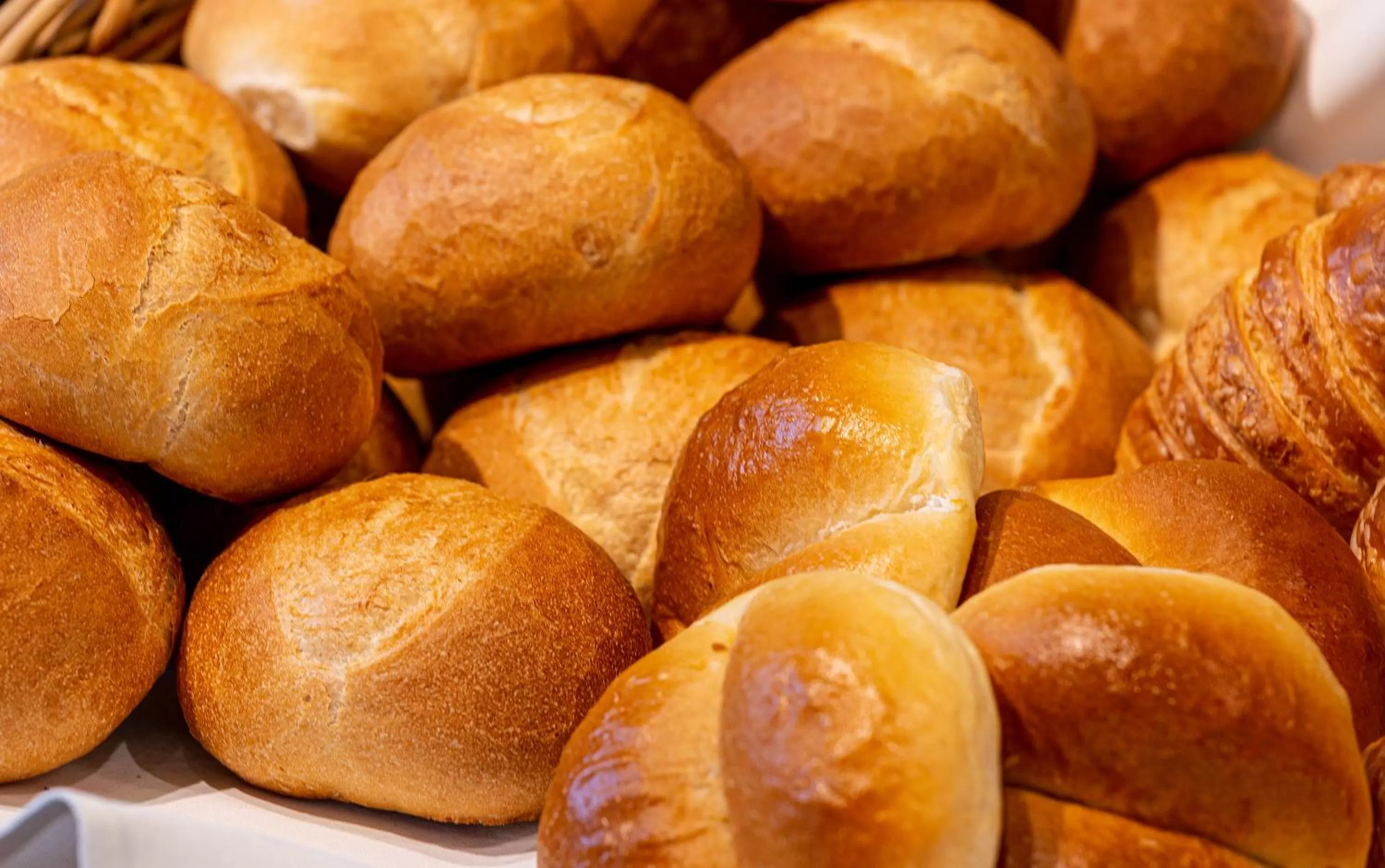 Buffet breakfast in Hotel Linde - 24h Self Check-in