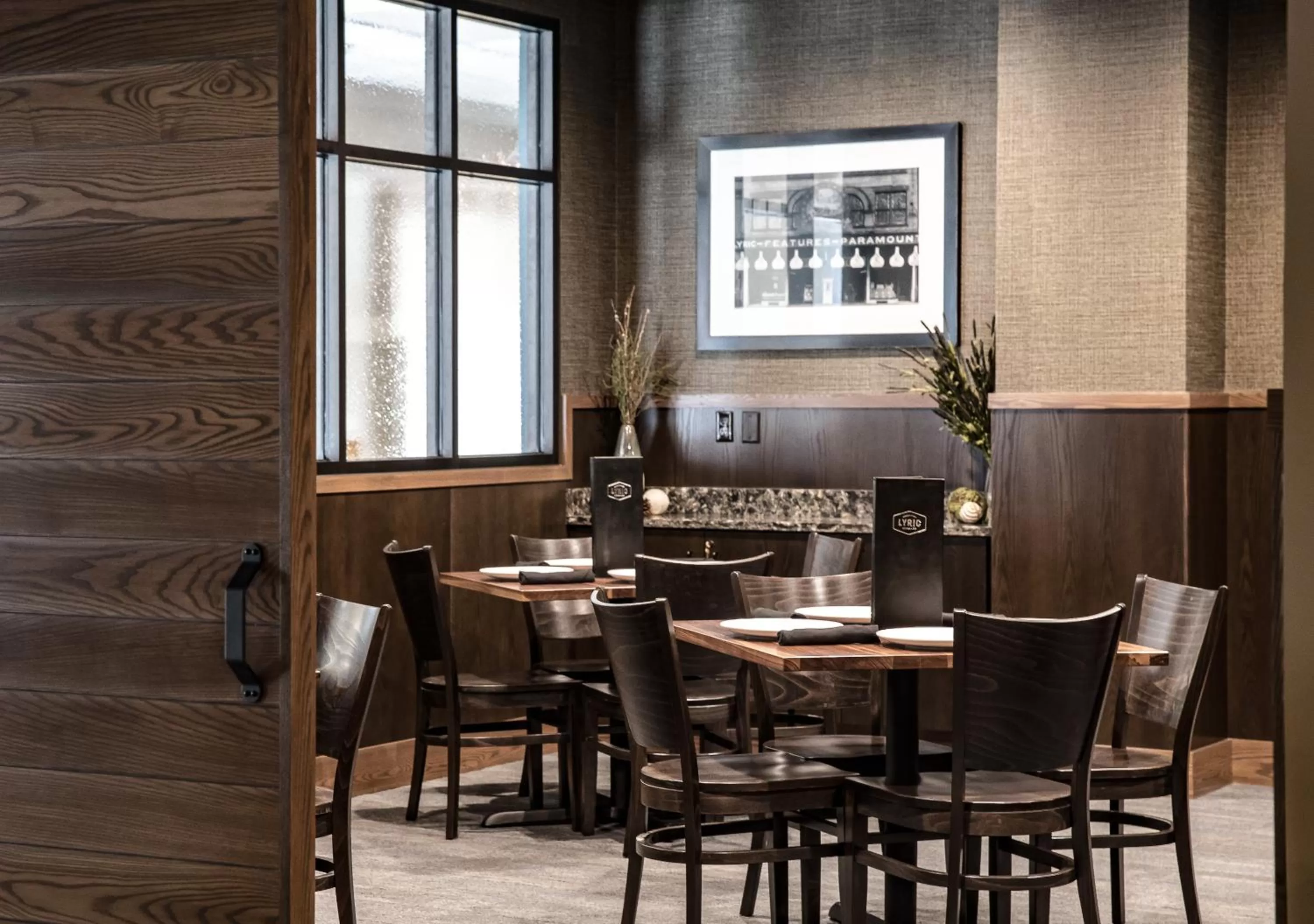 Restaurant/places to eat in Holiday Inn & Suites Duluth-Downtown by IHG