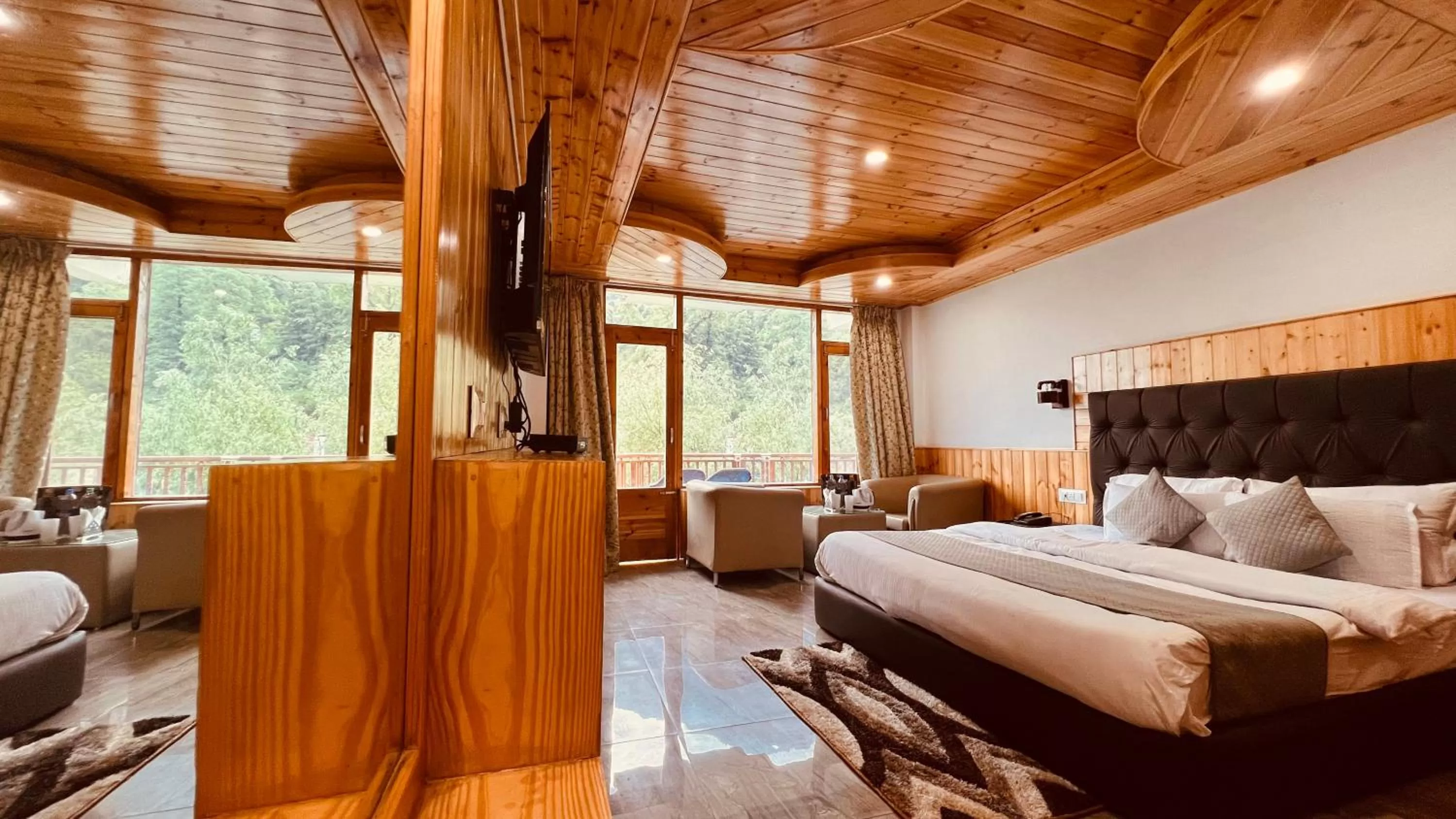 Himalayan Riverside Resort, Manali