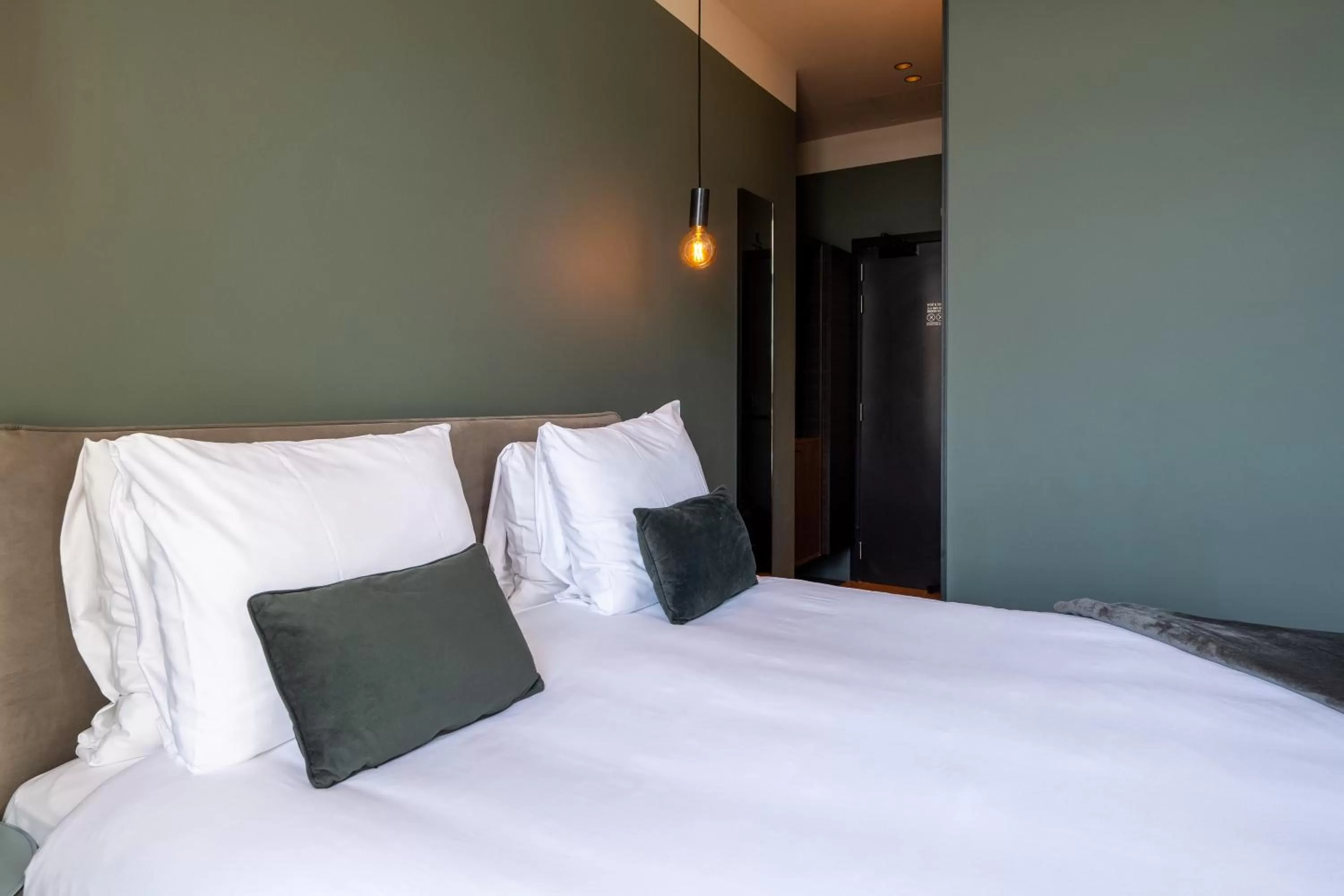 Bedroom, Bed in U Eat & Sleep Antwerp