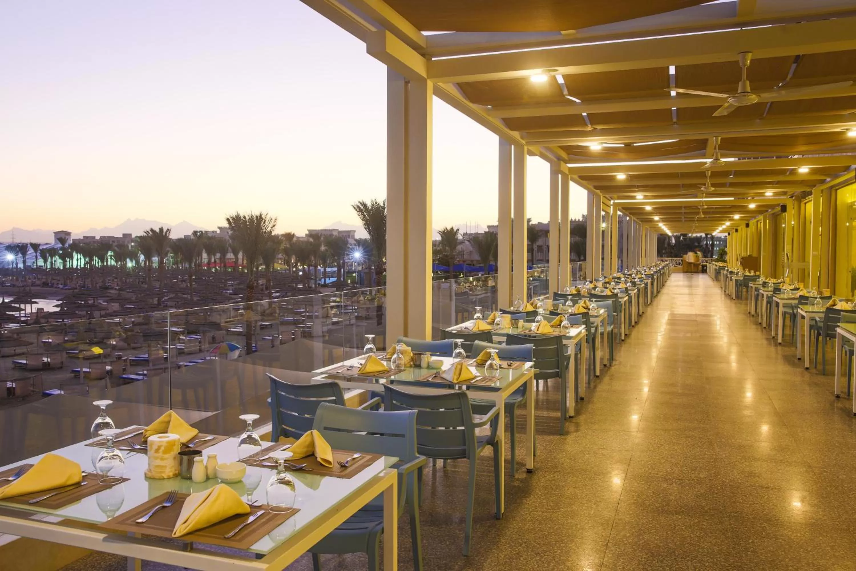 Restaurant/places to eat in Beach Albatros Aqua Park - Hurghada