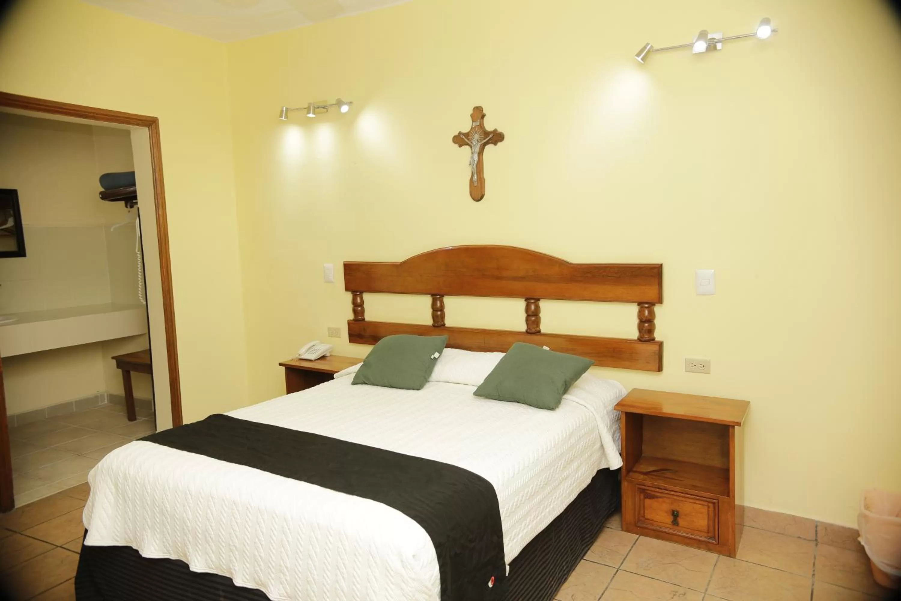 Bed in Hotel Posada Santa Fe Sabinas