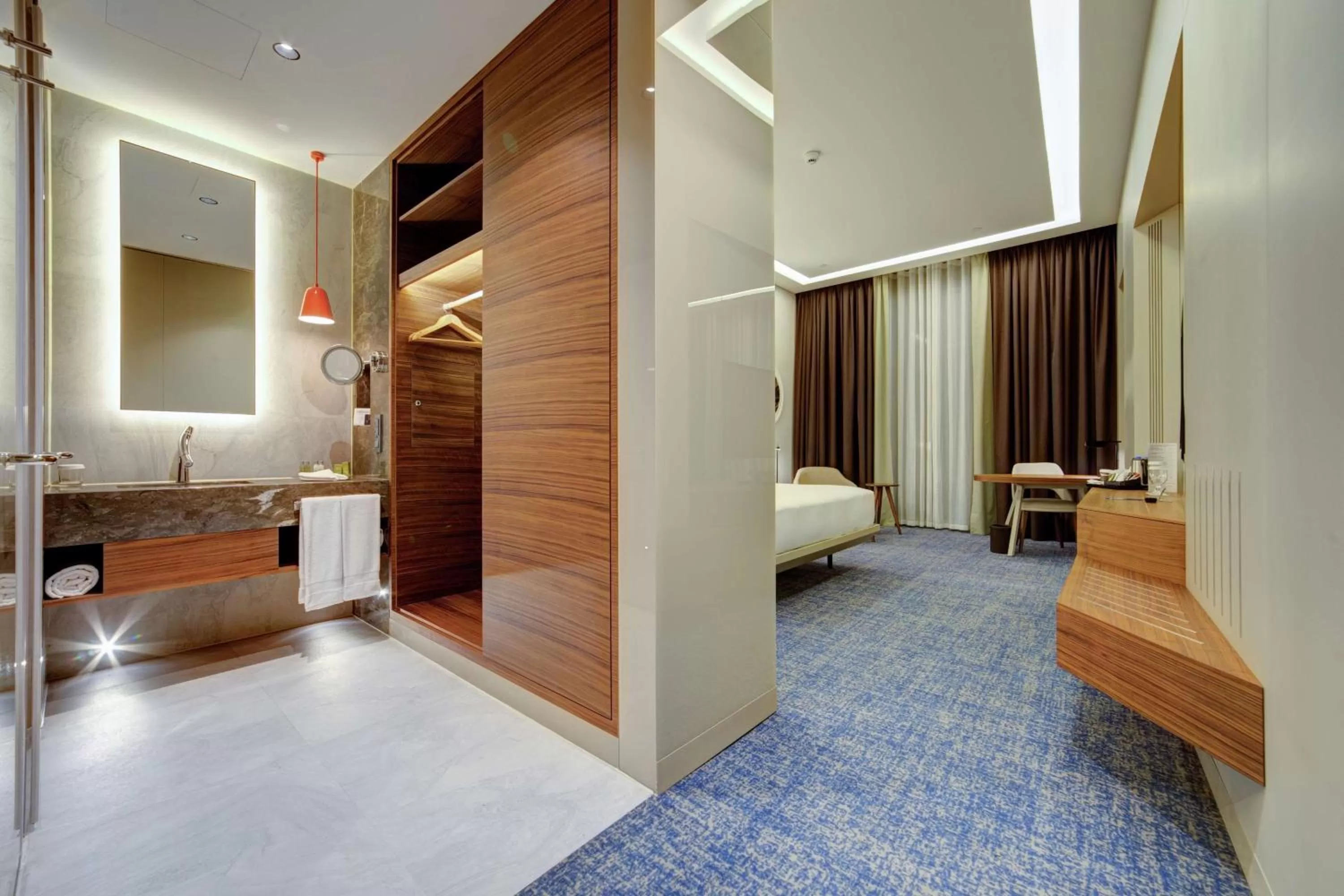 Bathroom, Bed in DoubleTree by Hilton Adana