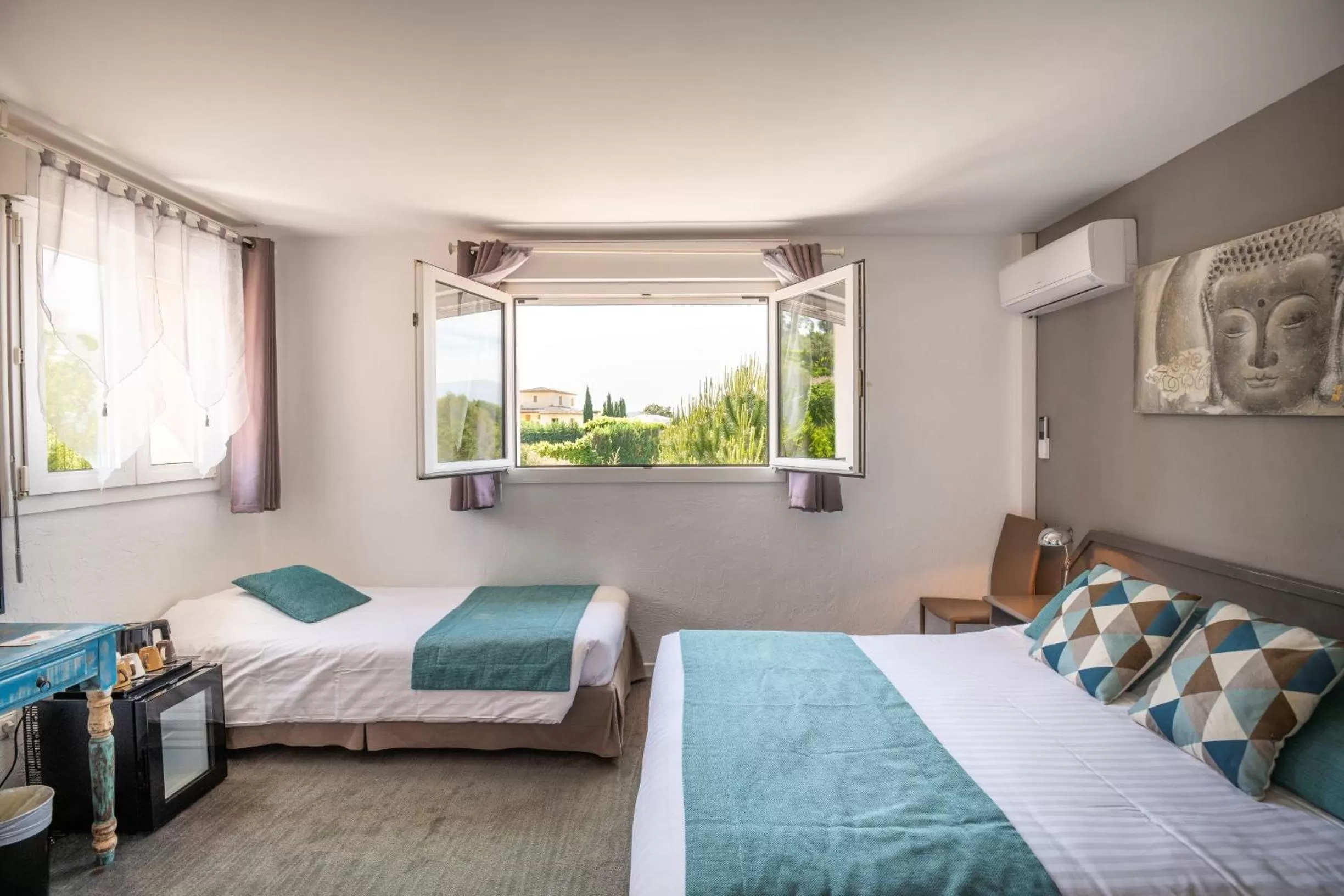 Bed in Les Bastides Saint Paul